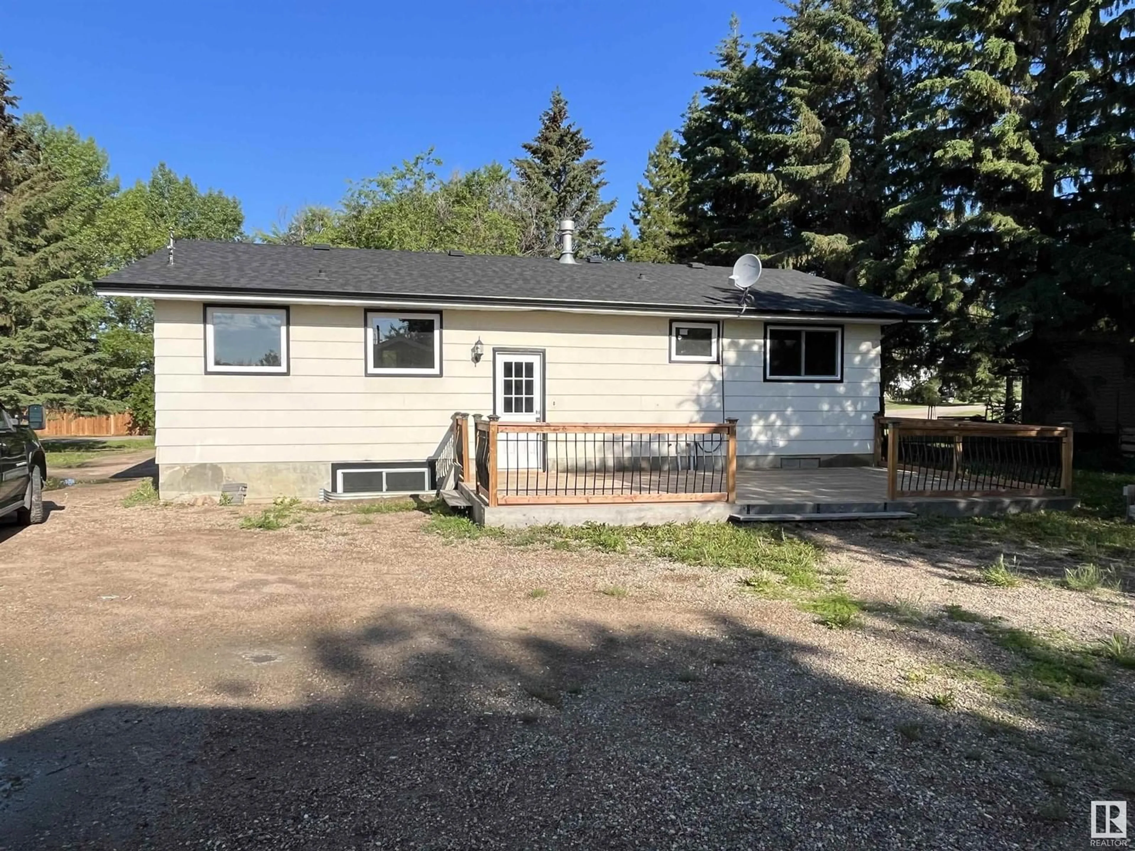 A pic from outside/outdoor area/front of a property/back of a property/a pic from drone, unknown for 405 - 61314 RR 463, Rural Bonnyville M.D. Alberta T9N2G9