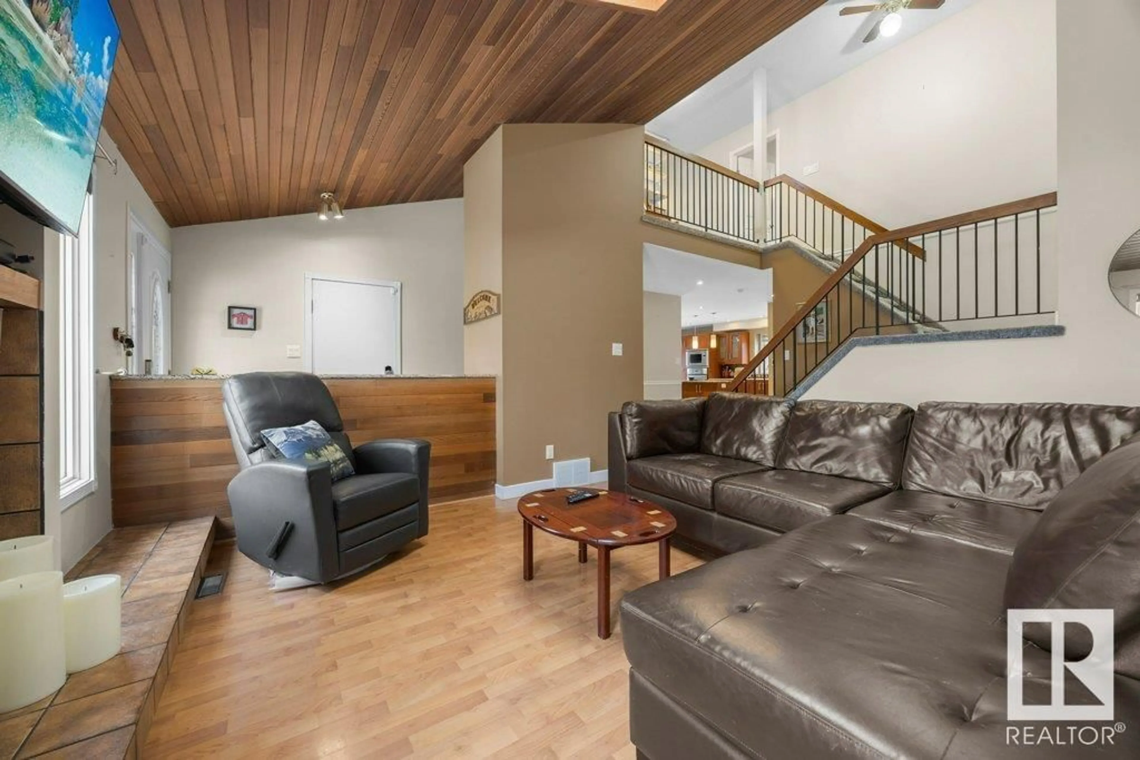 Living room with furniture, wood/laminate floor for 4 Larch WY, St. Albert Alberta T8N4N1