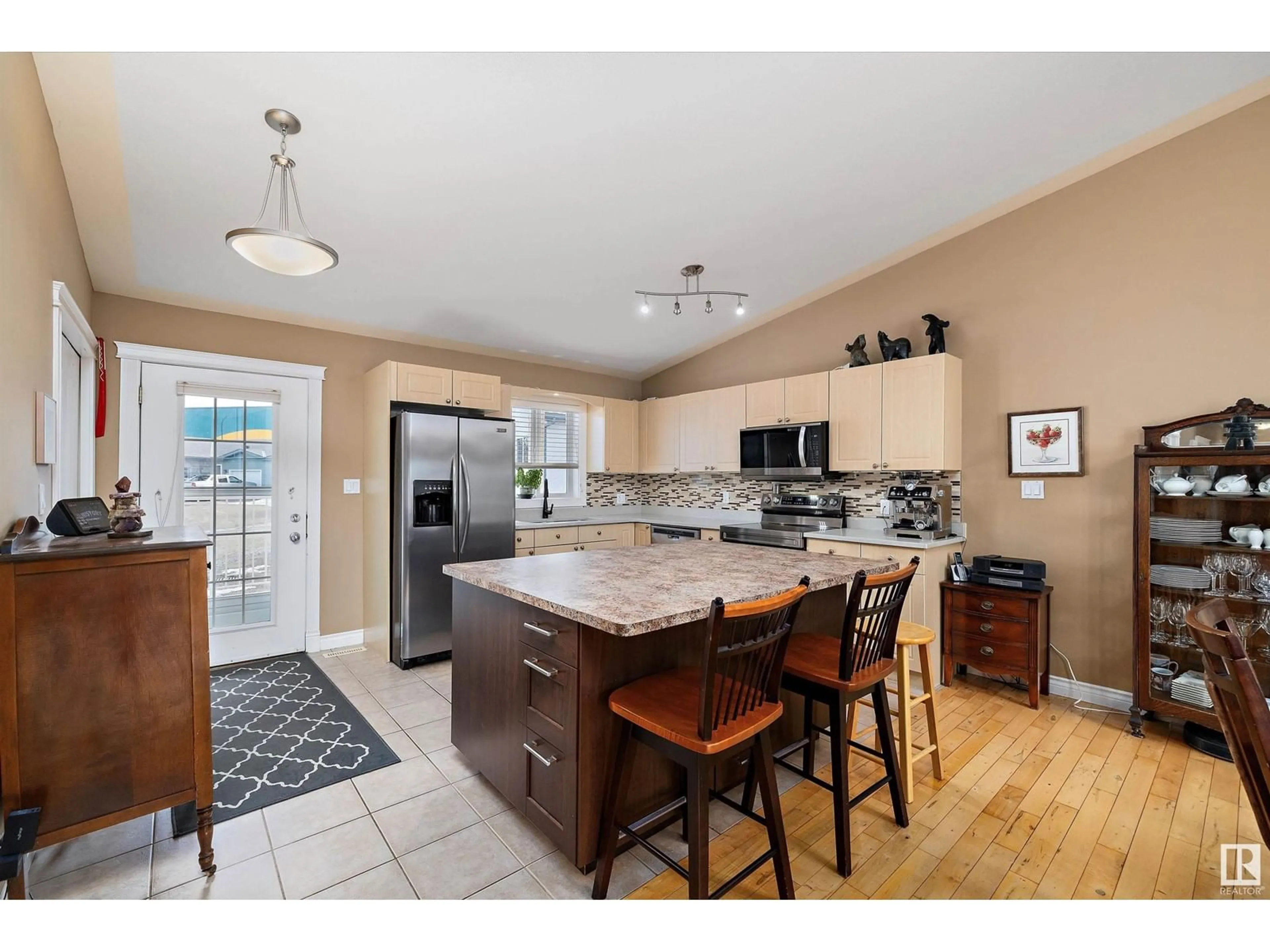 Open concept kitchen, ceramic/tile floor for #38 3 SPRUCE RIDGE DR, Spruce Grove Alberta T7X4N3