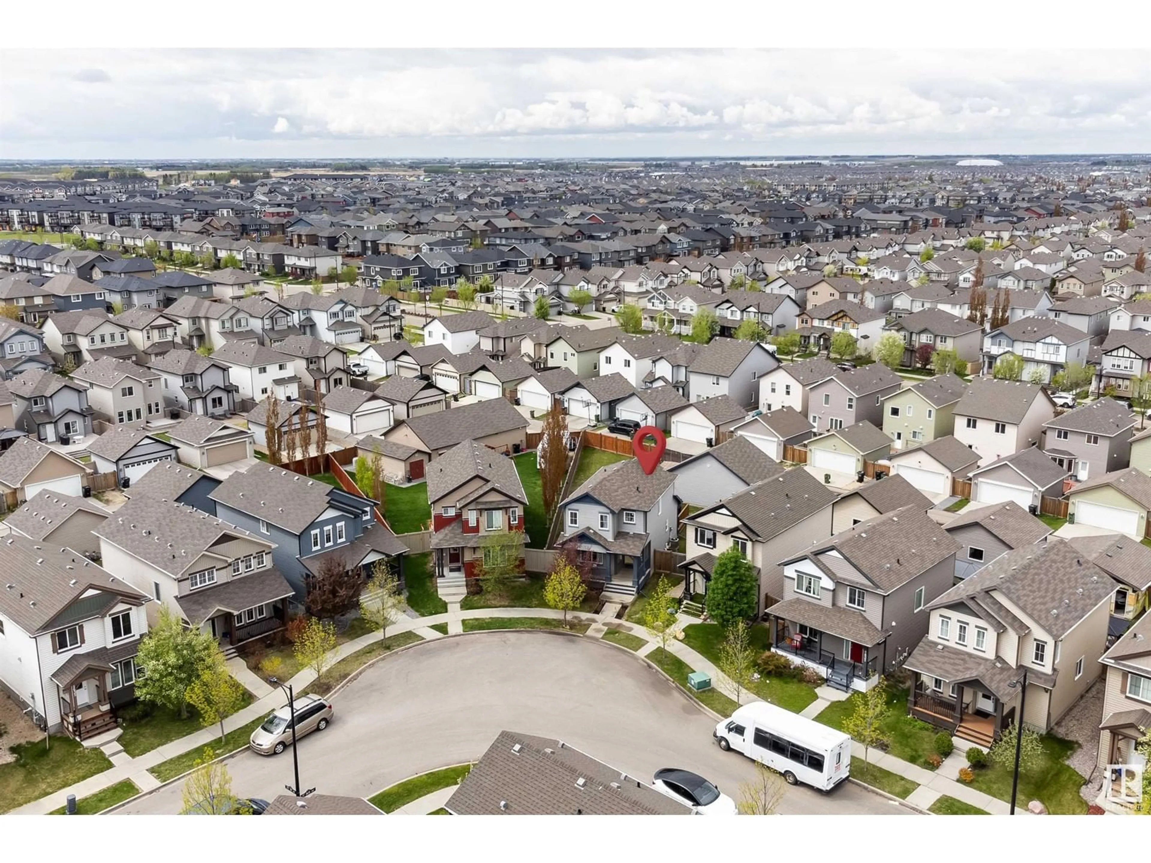 A pic from outside/outdoor area/front of a property/back of a property/a pic from drone, street for 1640 57 ST SW, Edmonton Alberta T6X1P9