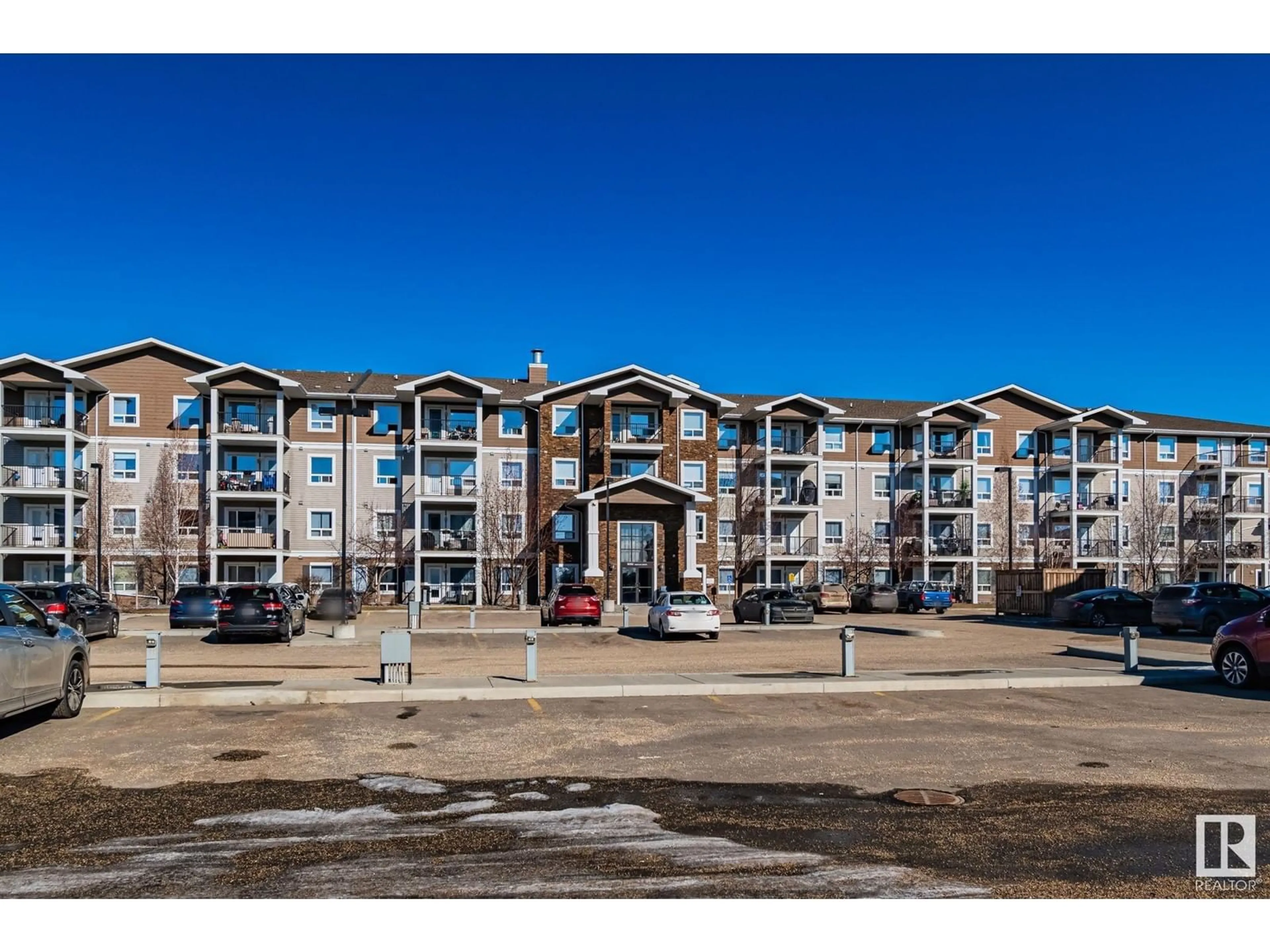 A pic from outside/outdoor area/front of a property/back of a property/a pic from drone, building for #3120 9351 SIMPSON DR NW, Edmonton Alberta T6R0N4