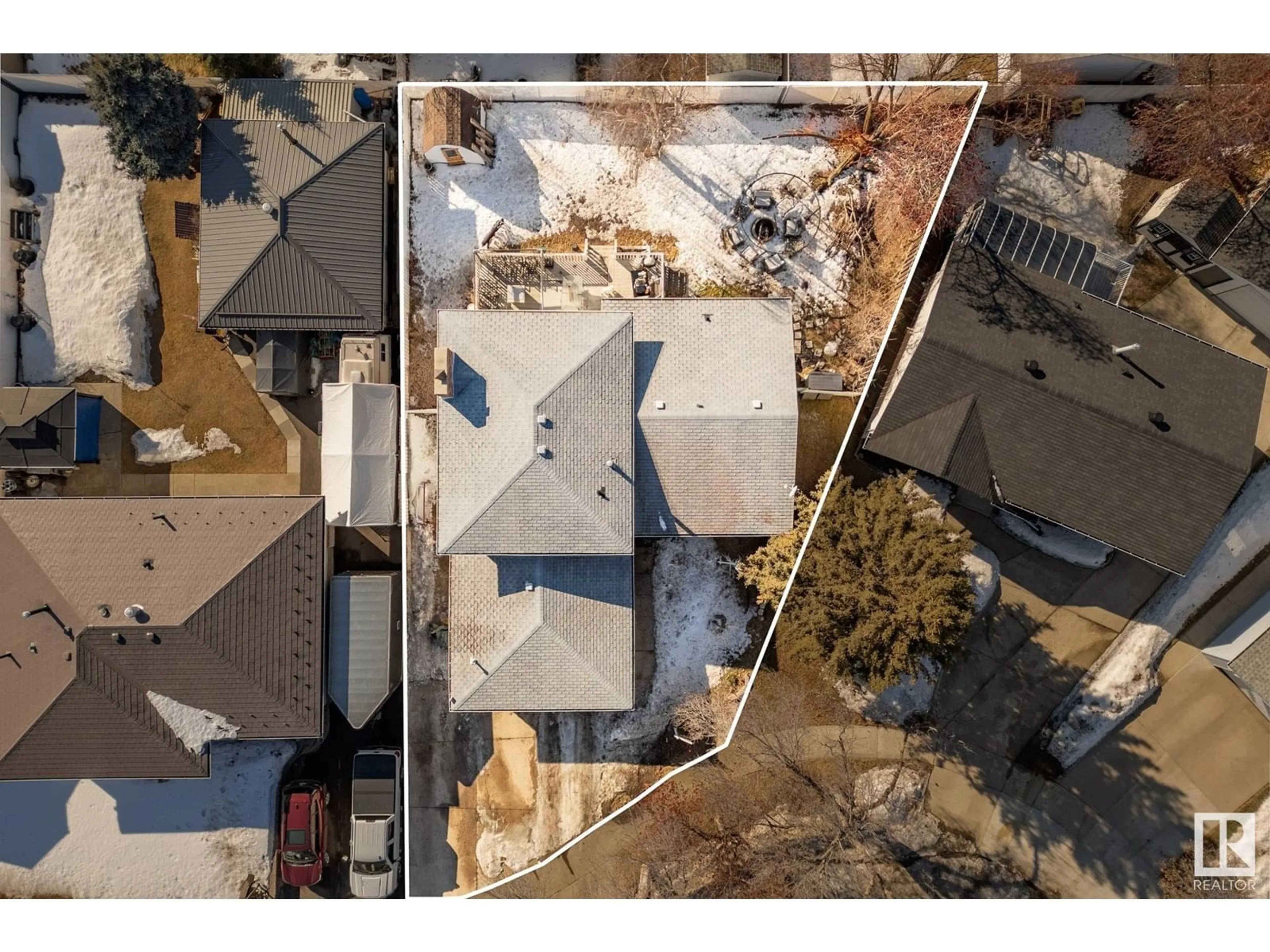 A pic from outside/outdoor area/front of a property/back of a property/a pic from drone, street for 9538 87 ST, Fort Saskatchewan Alberta T8L1H1