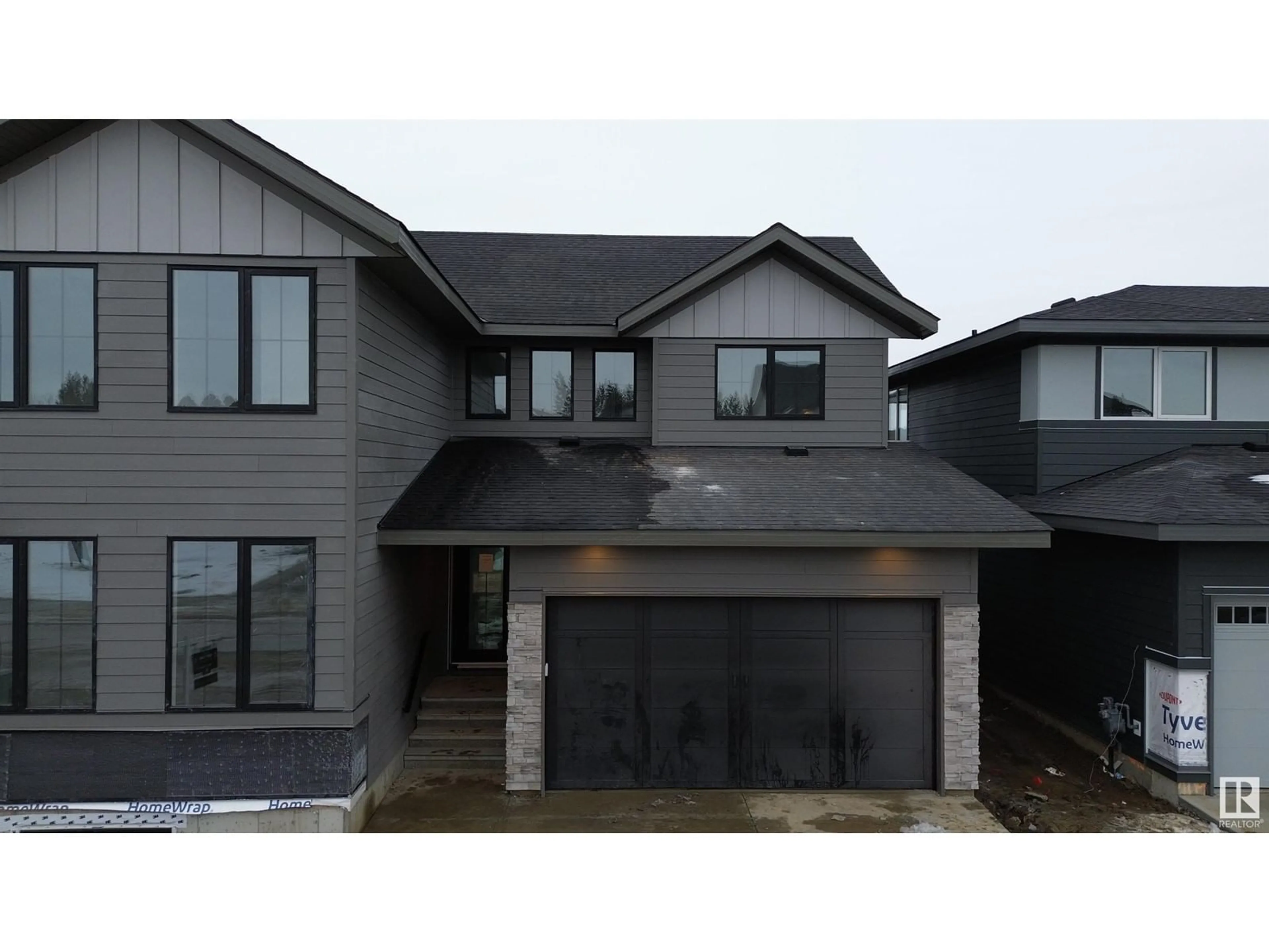 Home with vinyl exterior material, street for 107 Newbury Cl, Sherwood Park Alberta T8B0C4