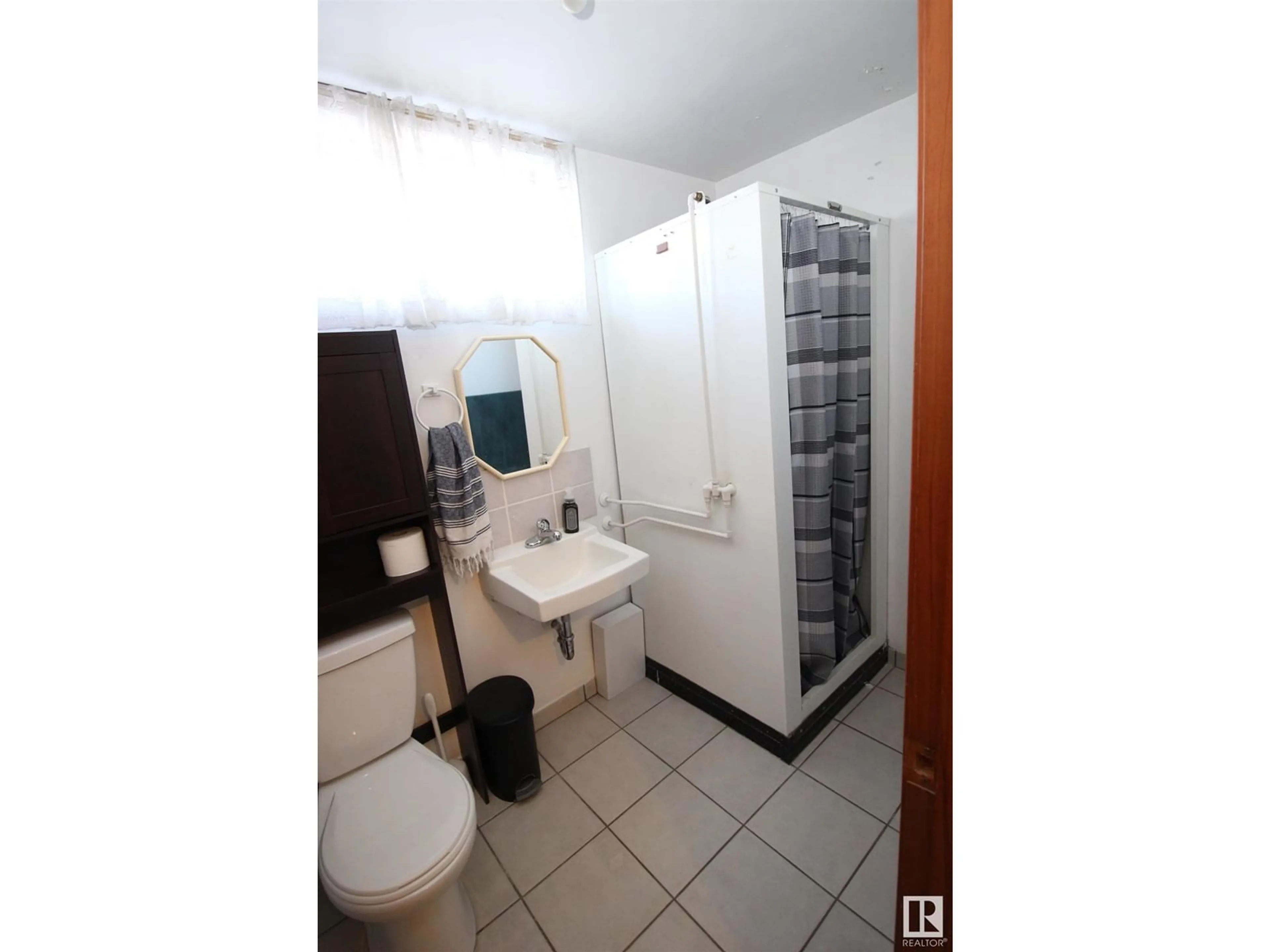 Standard bathroom, floor is not visible for 10328 107A AV, Westlock Alberta T7P2P6