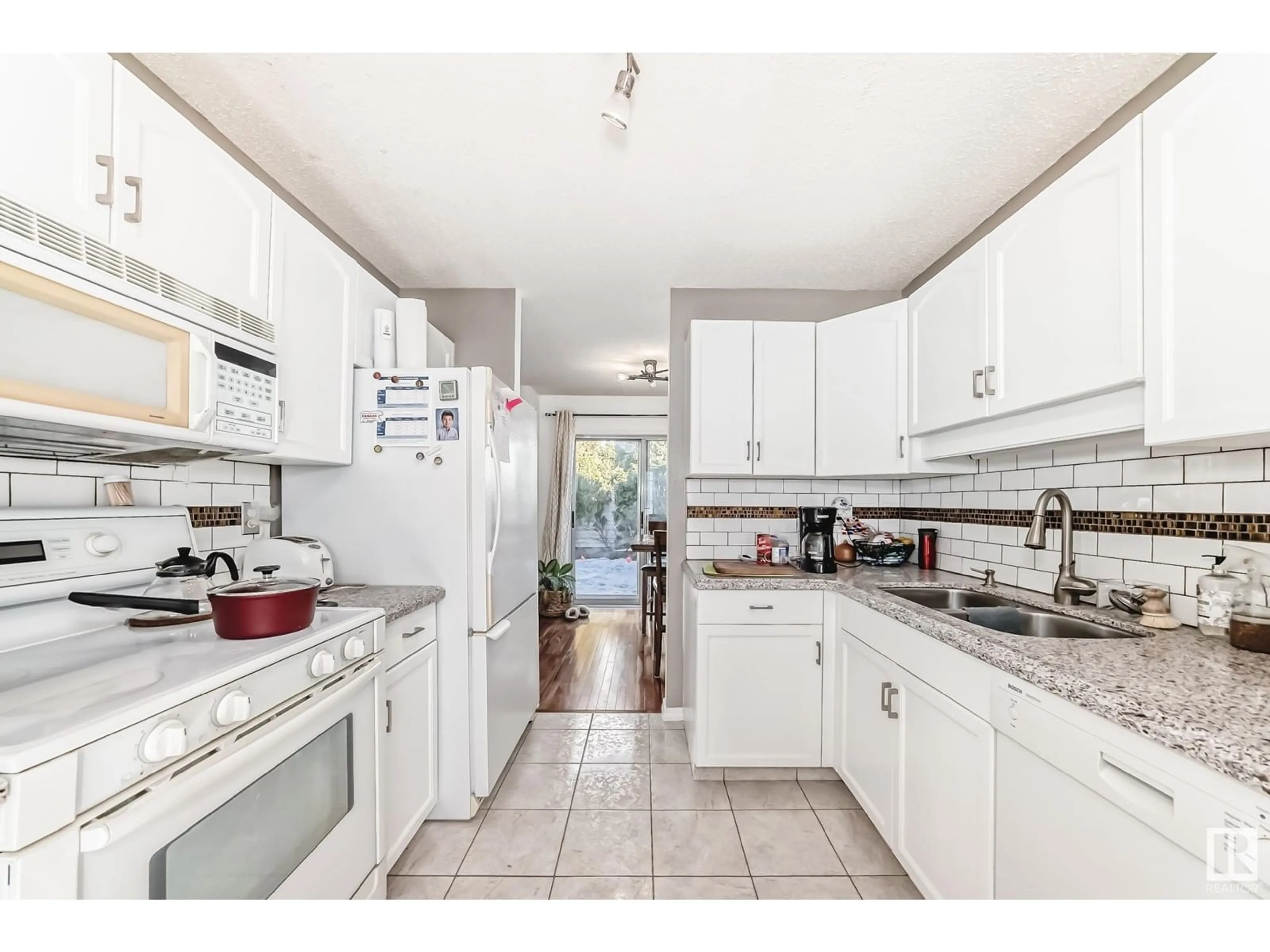 Standard kitchen, ceramic/tile floor for #11 2911 36 ST NW, Edmonton Alberta T6L6K4