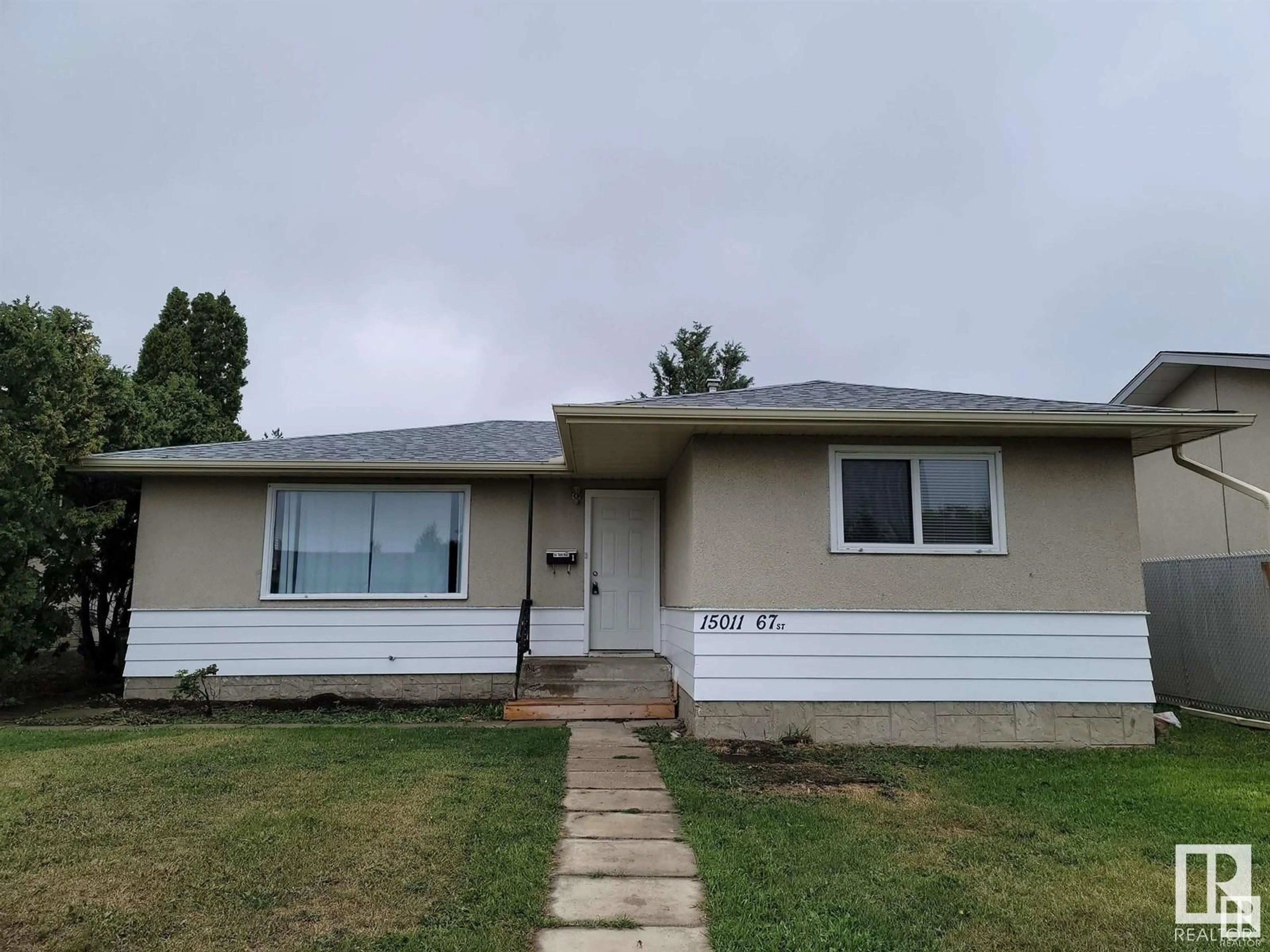 Home with vinyl exterior material, unknown for 15011 67 ST NW, Edmonton Alberta T5C0C9