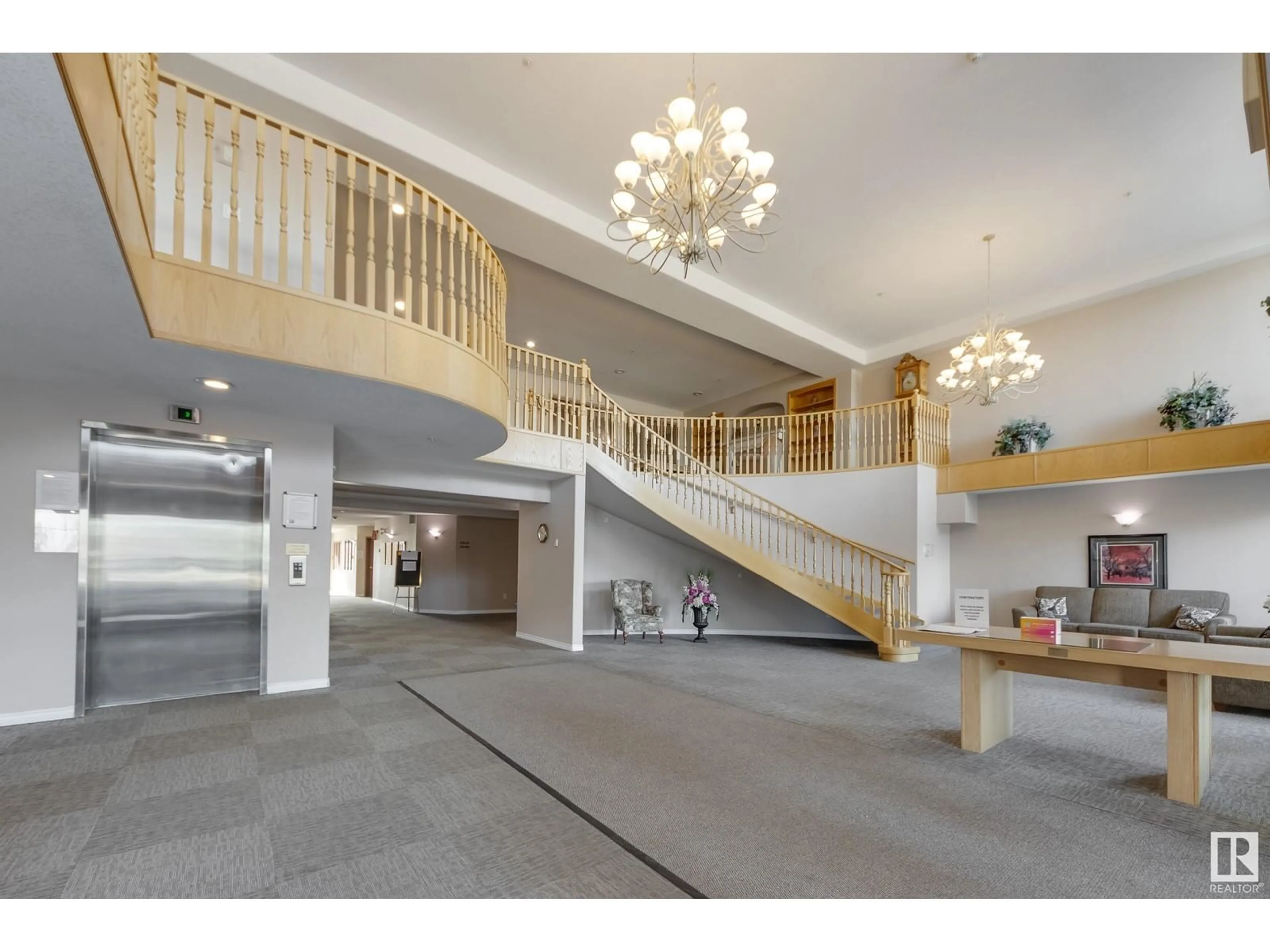 Indoor foyer for #435 2741 55 ST NW, Edmonton Alberta T6L7G7