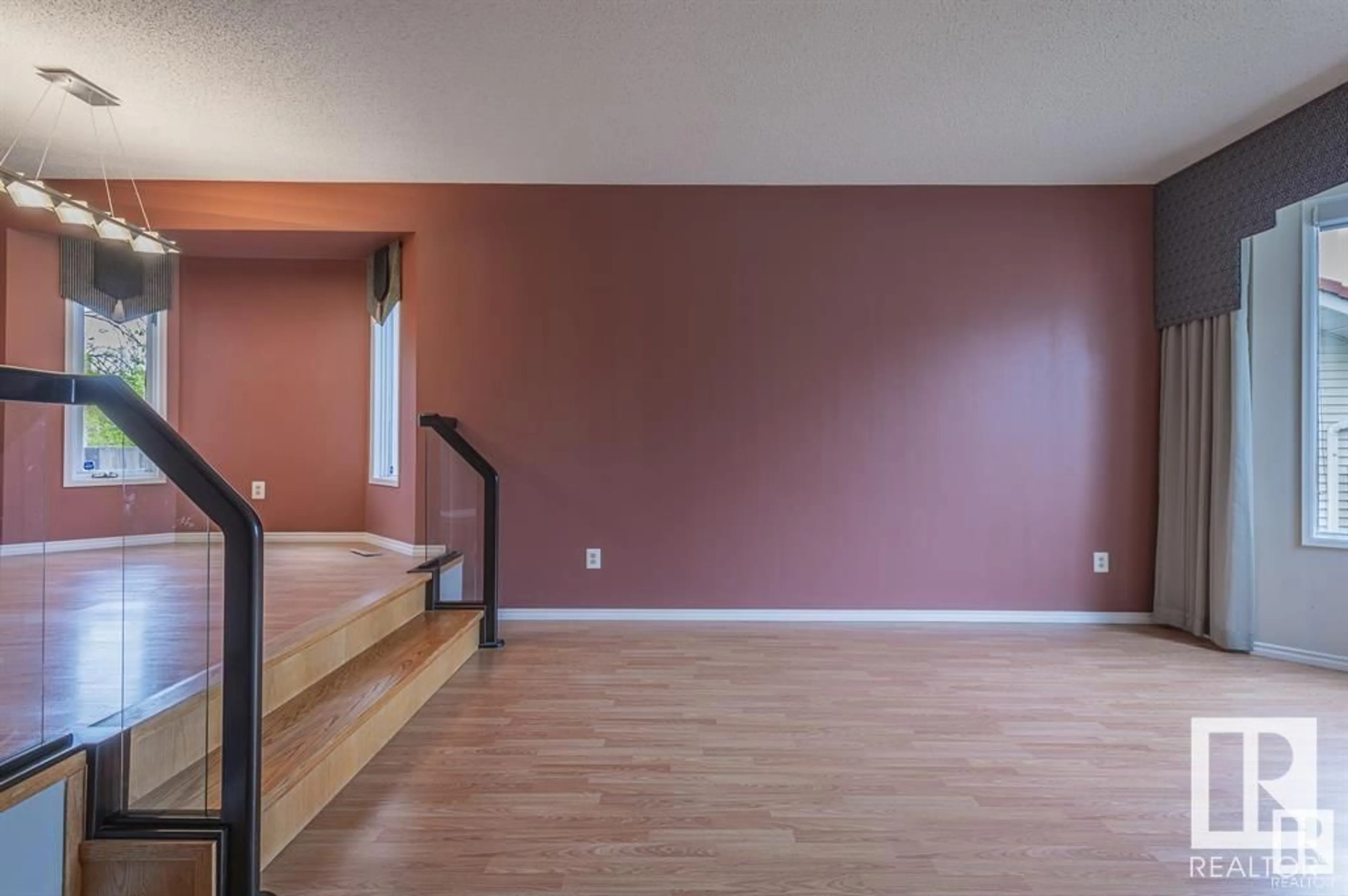 A pic of a room for 17811 60 Ave NW, Edmonton Alberta T6M1S9