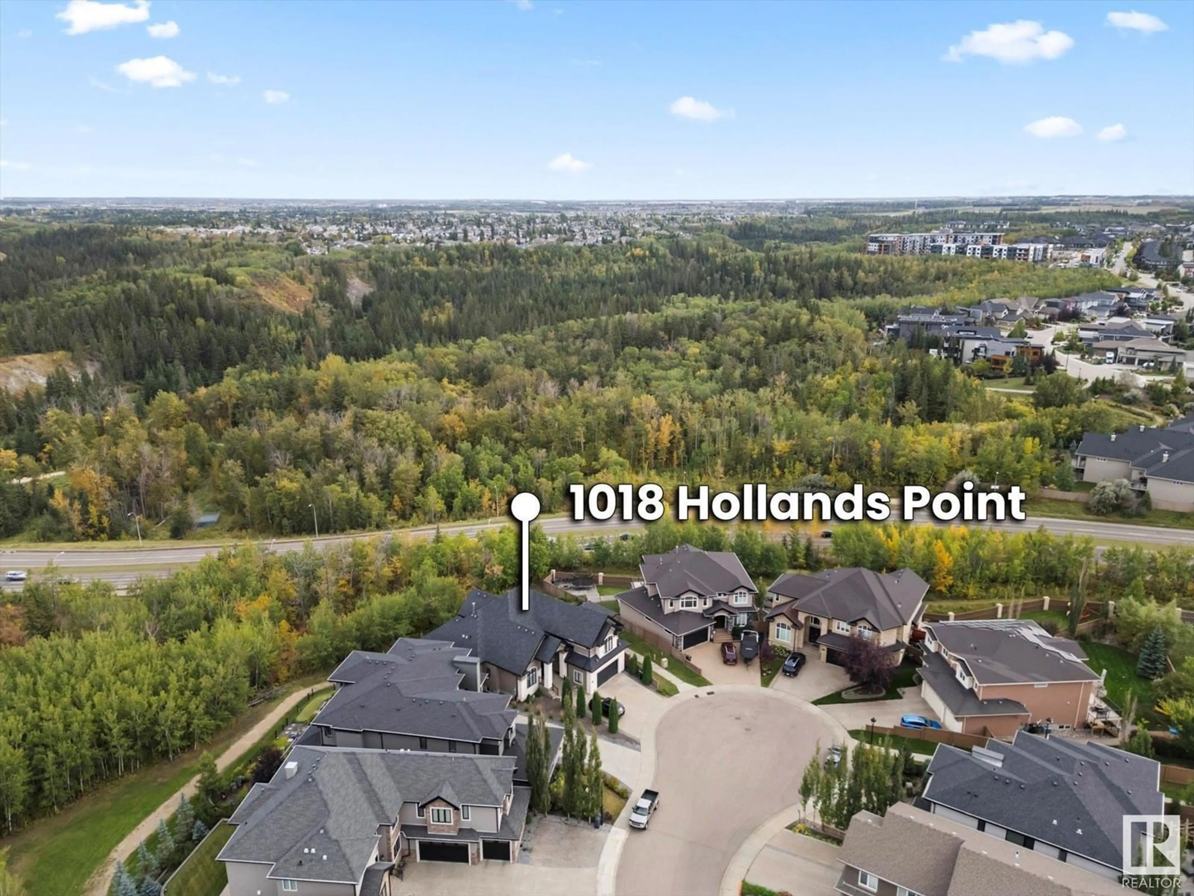 A pic from outside/outdoor area/front of a property/back of a property/a pic from drone, city buildings view from balcony for 1018 HOLLANDS PT NW, Edmonton Alberta T6R3T1