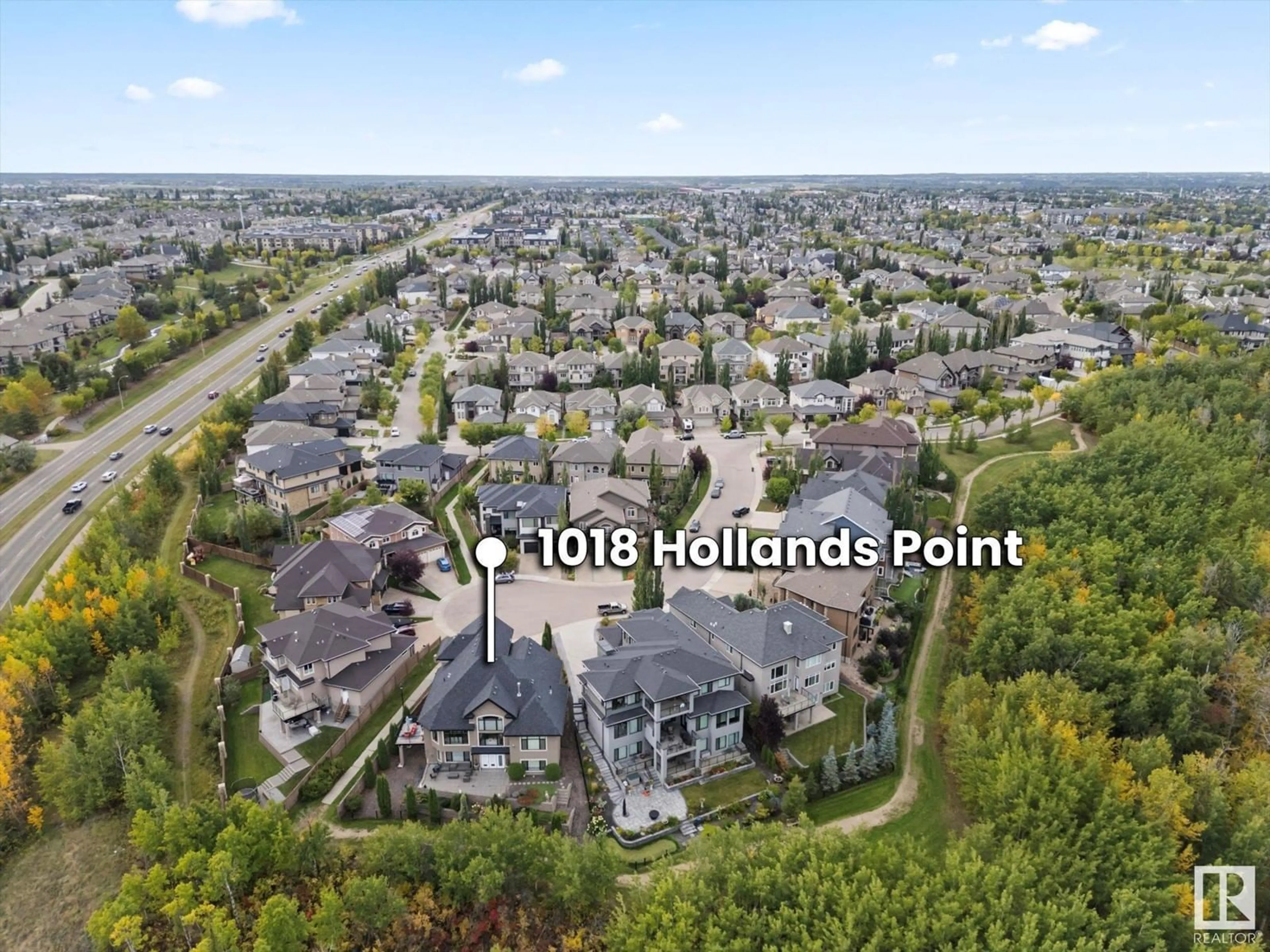 A pic from outside/outdoor area/front of a property/back of a property/a pic from drone, city buildings view from balcony for 1018 HOLLANDS PT NW, Edmonton Alberta T6R3T1