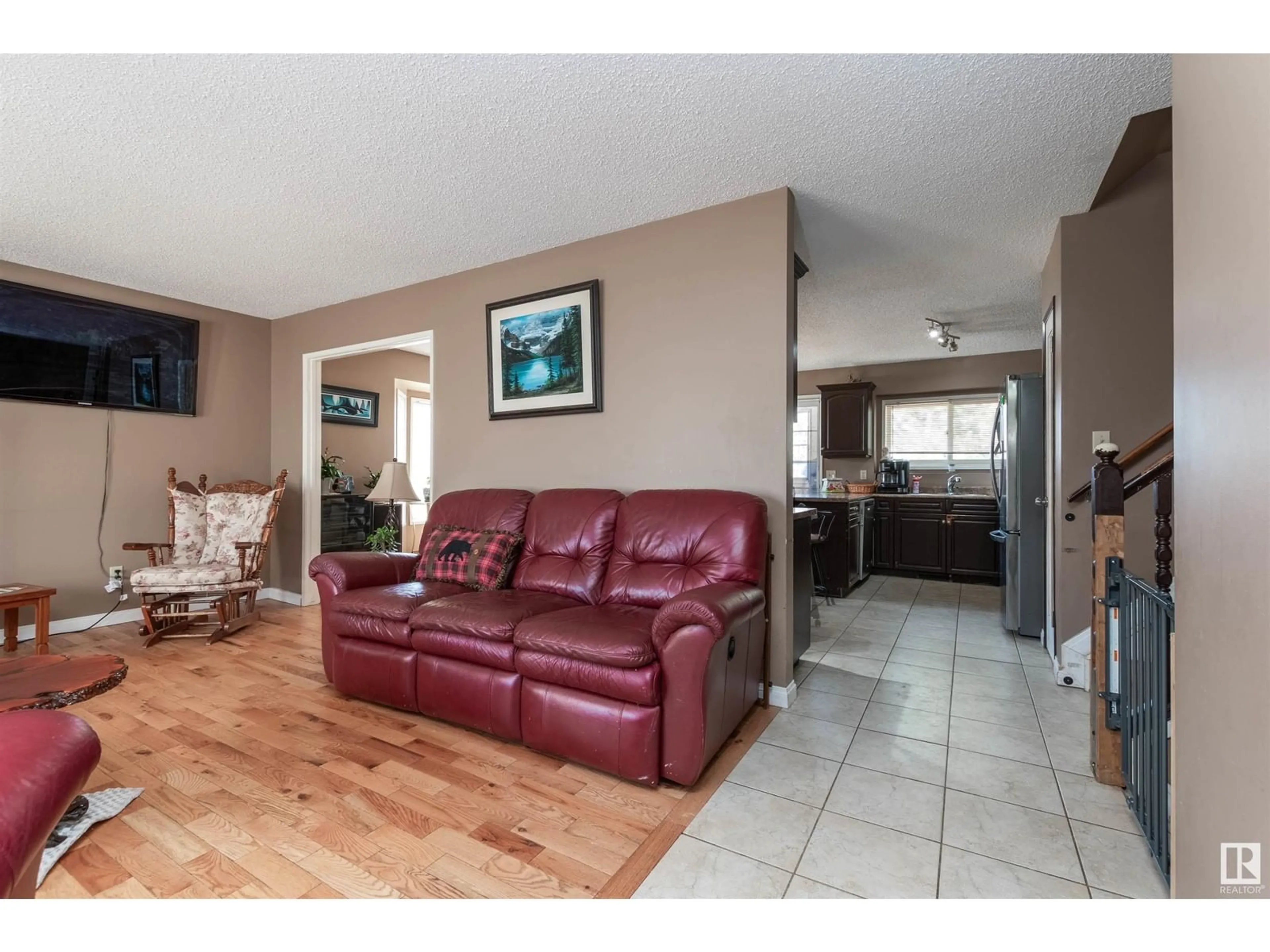 Living room with furniture, unknown for 9 HIGHCLIFF PT, Sherwood Park Alberta T8A5L6