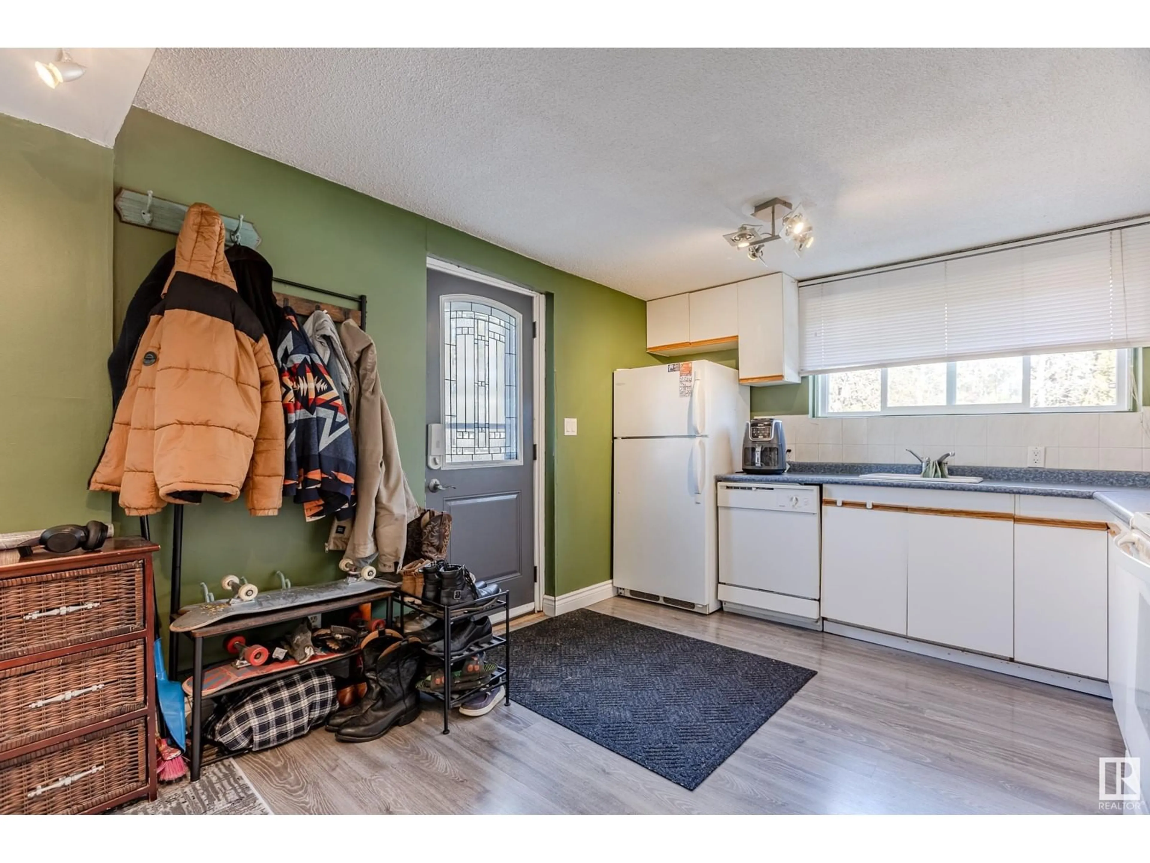 Storage room or clothes room or walk-in closet for 410 Main ST, Cardiff Alberta T8R2G5