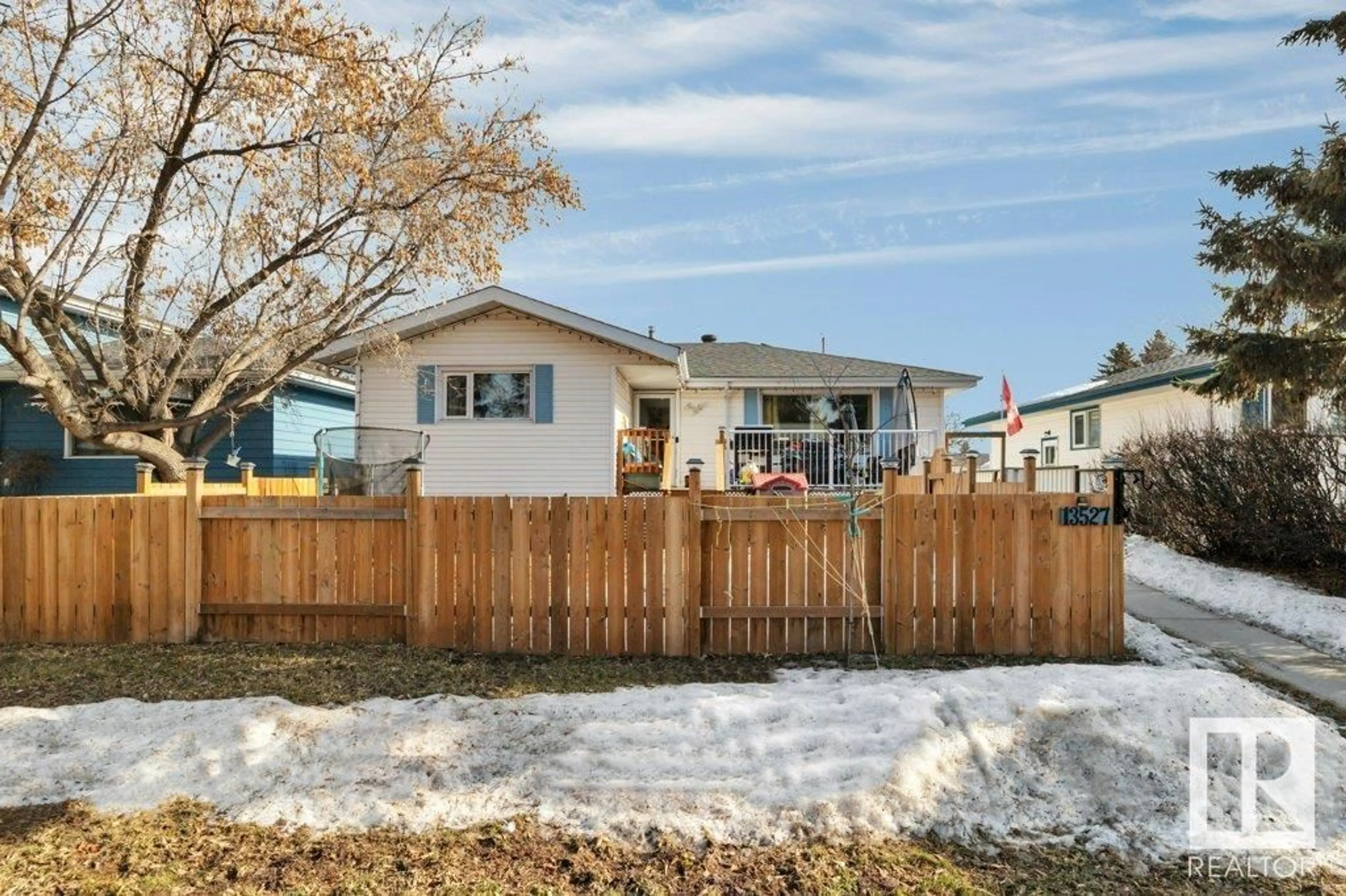 Unknown for 13527 115 ST NW, Edmonton Alberta T5E5G8