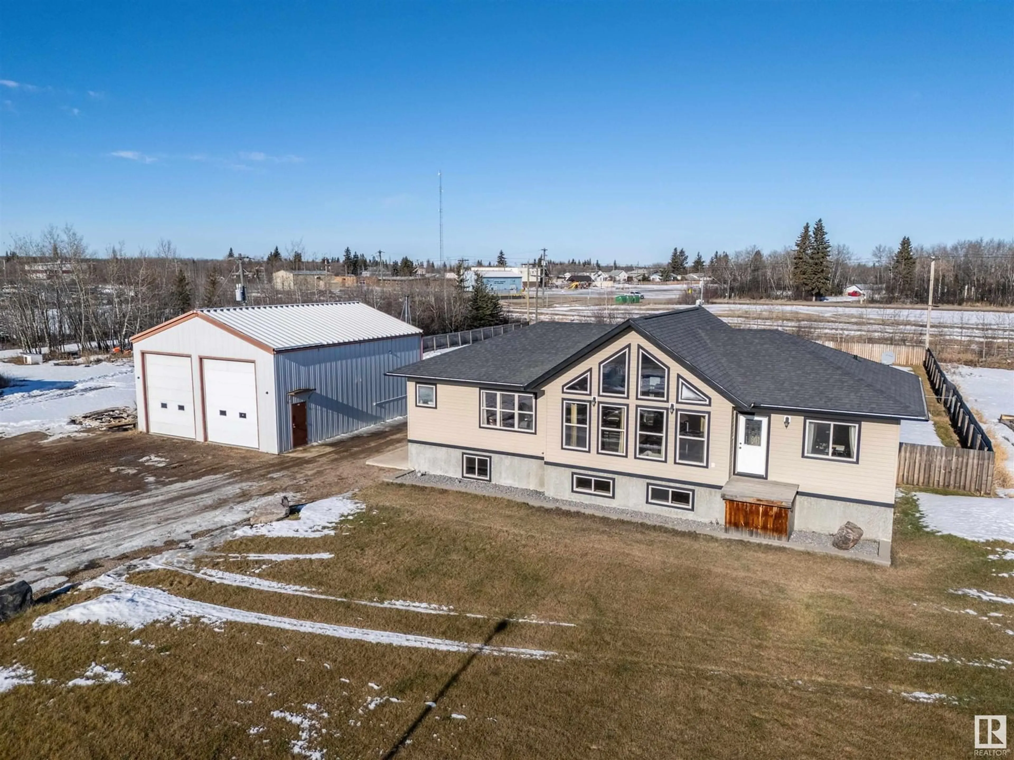 A pic from outside/outdoor area/front of a property/back of a property/a pic from drone, building for 4503 47 AV, Ardmore Alberta T0A0B0