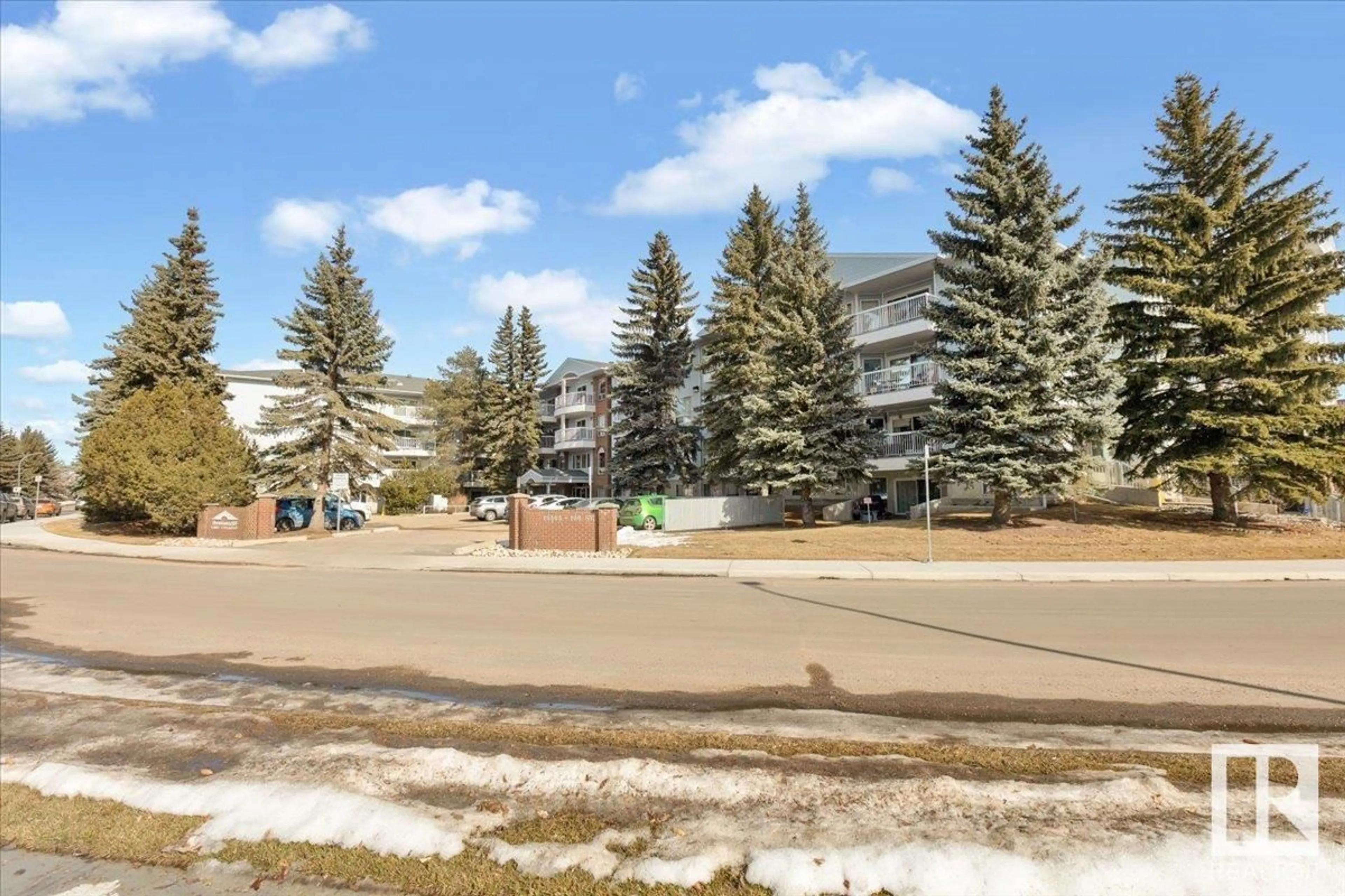 Unknown for #415 15503 106 ST NW, Edmonton Alberta T5X5W7