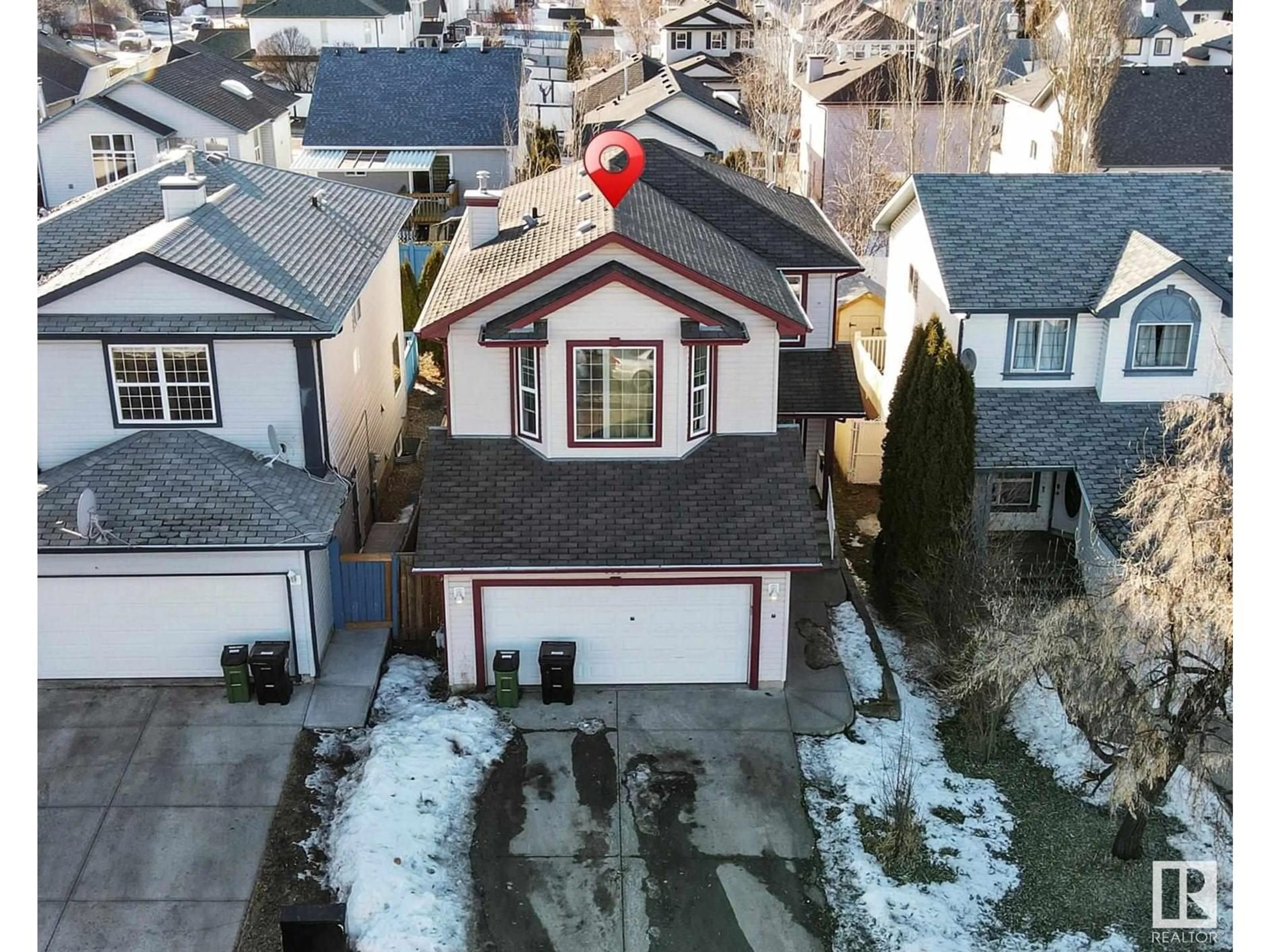 A pic from outside/outdoor area/front of a property/back of a property/a pic from drone, street for 3776 20 ST NW, Edmonton Alberta T4X2Z6