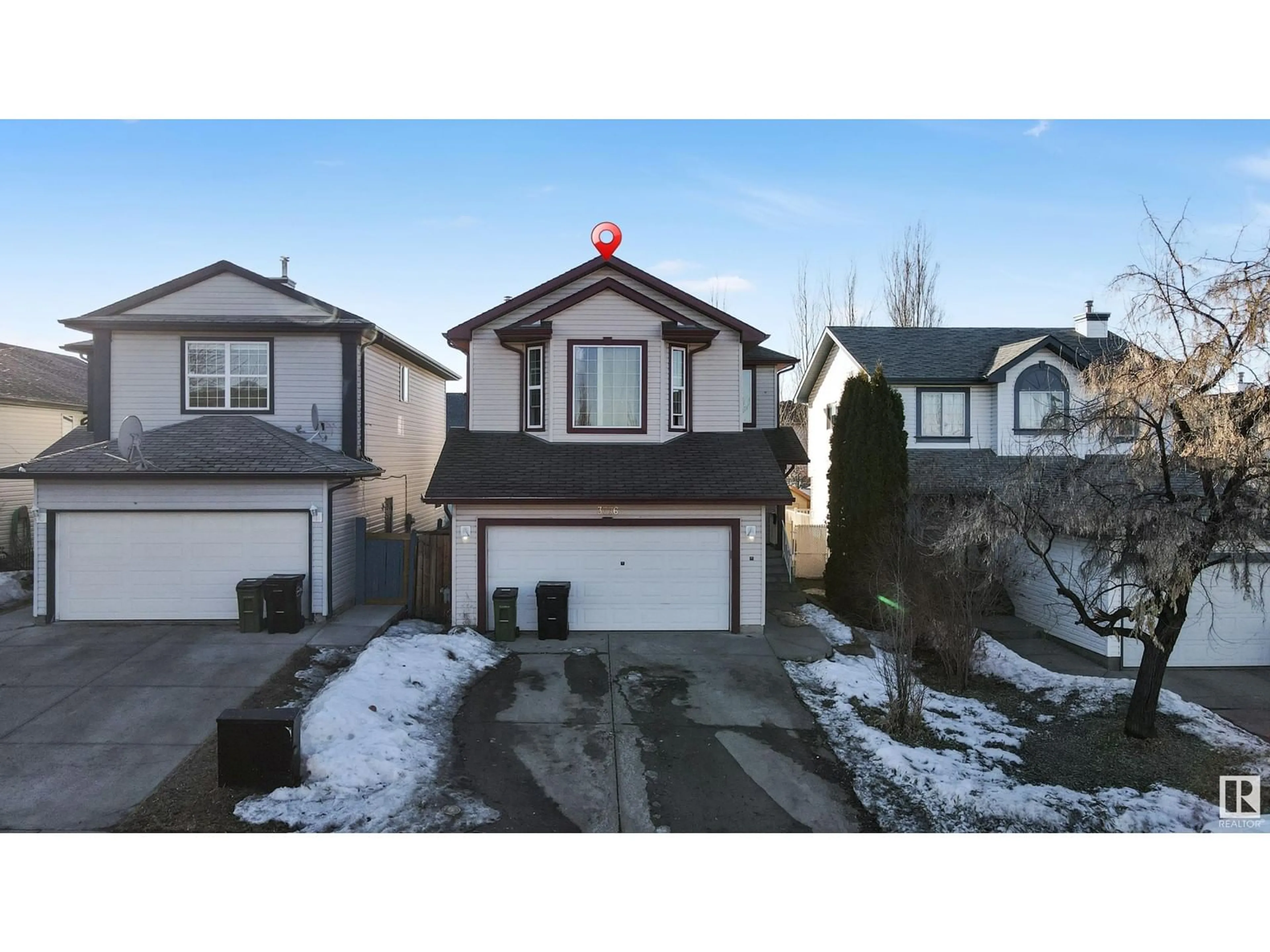 A pic from outside/outdoor area/front of a property/back of a property/a pic from drone, street for 3776 20 ST NW, Edmonton Alberta T4X2Z6