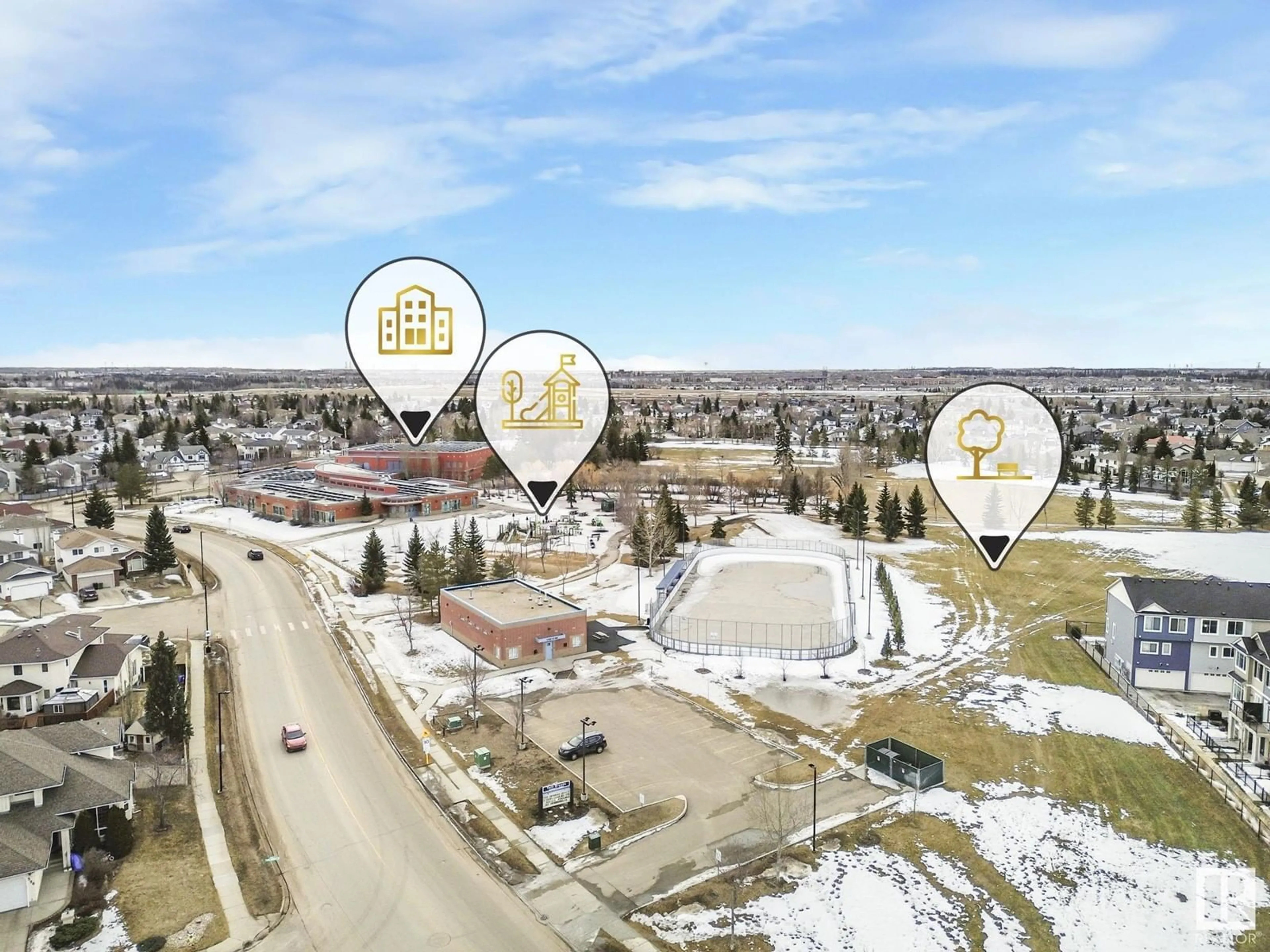 A pic from outside/outdoor area/front of a property/back of a property/a pic from drone, unknown for 439 TWIN BROOKS CR NW, Edmonton Alberta T6J6W7