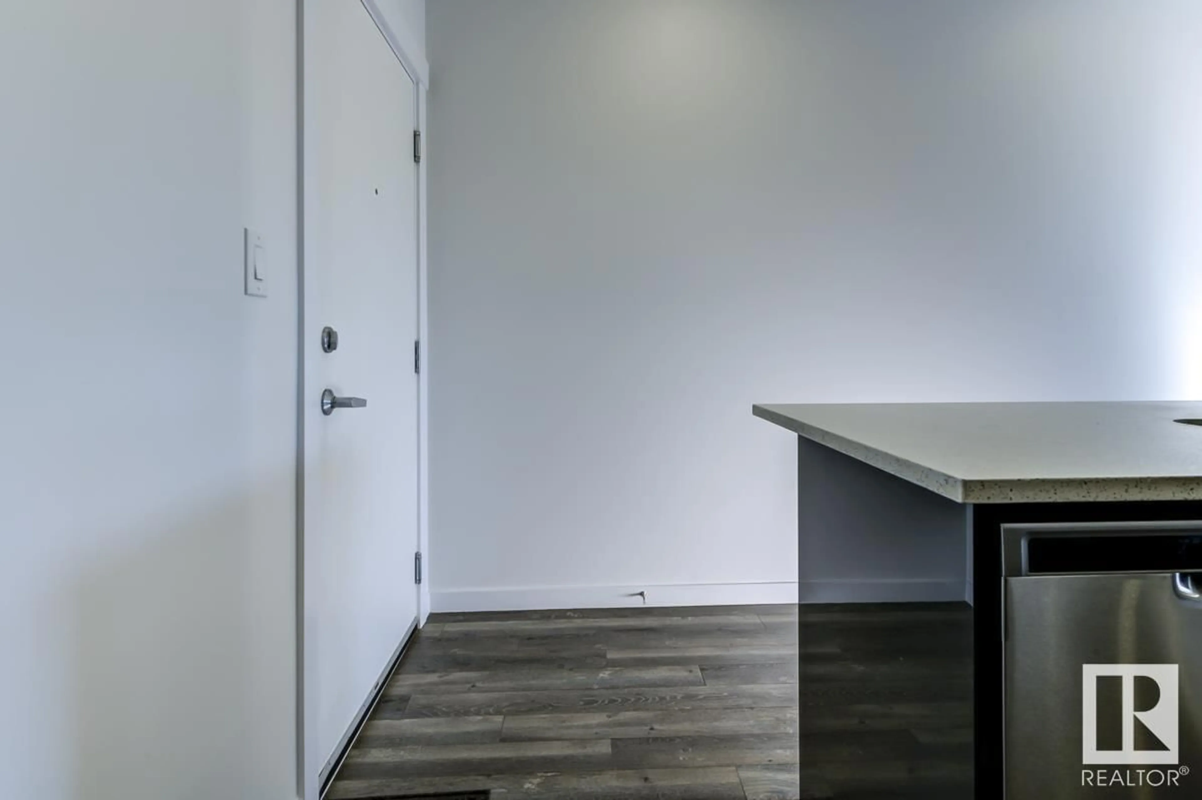 A pic of a room for 208 - 11503 76 AV, Edmonton Alberta T6G0K6