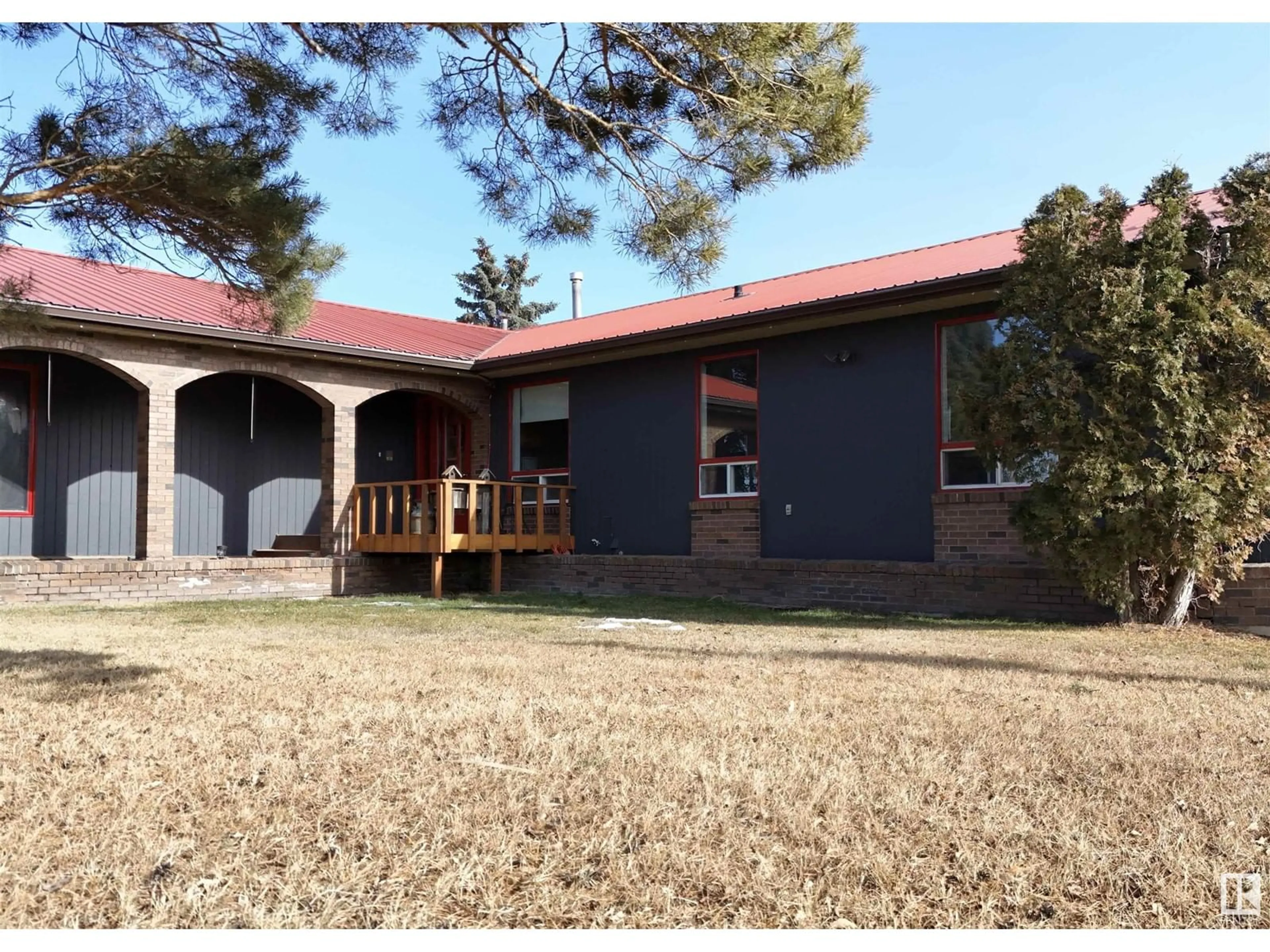 A pic from outside/outdoor area/front of a property/back of a property/a pic from drone, building for 61323 RR 455, Rural Bonnyville M.D. Alberta T9N2G8