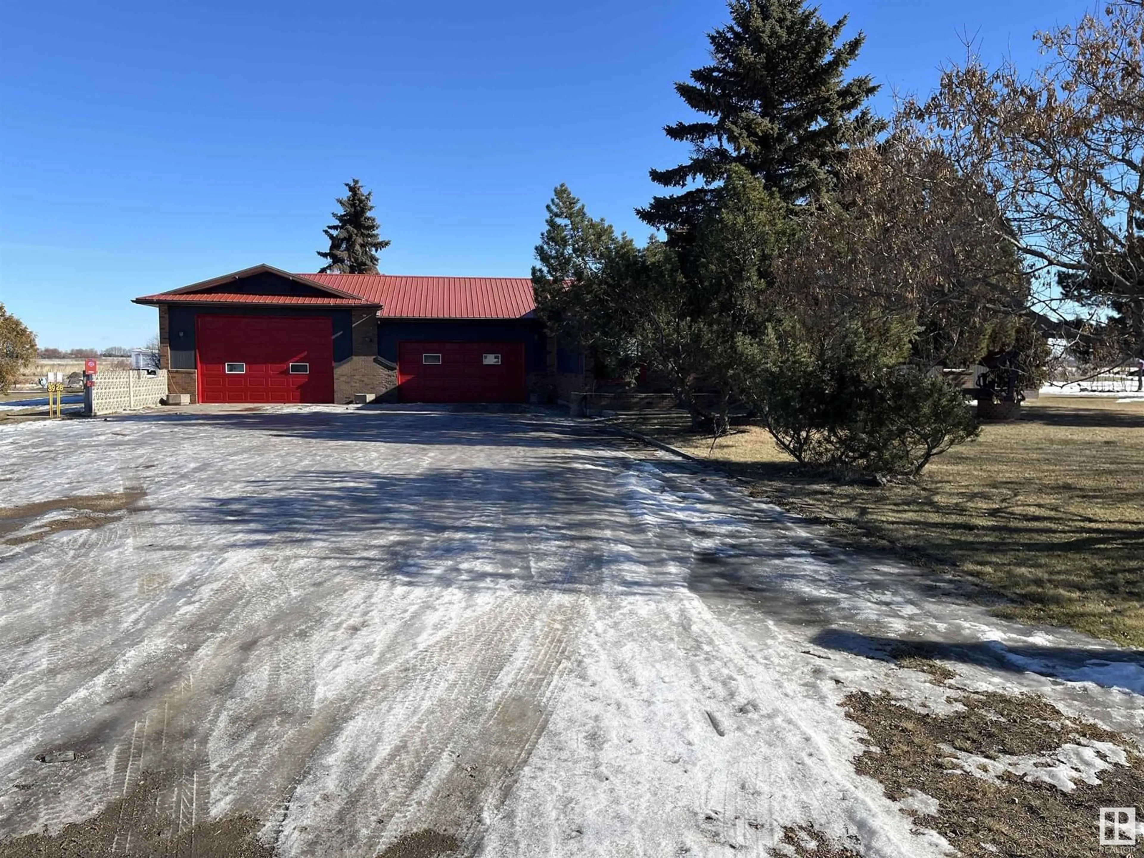 A pic from outside/outdoor area/front of a property/back of a property/a pic from drone, street for 61323 RR 455, Rural Bonnyville M.D. Alberta T9N2G8