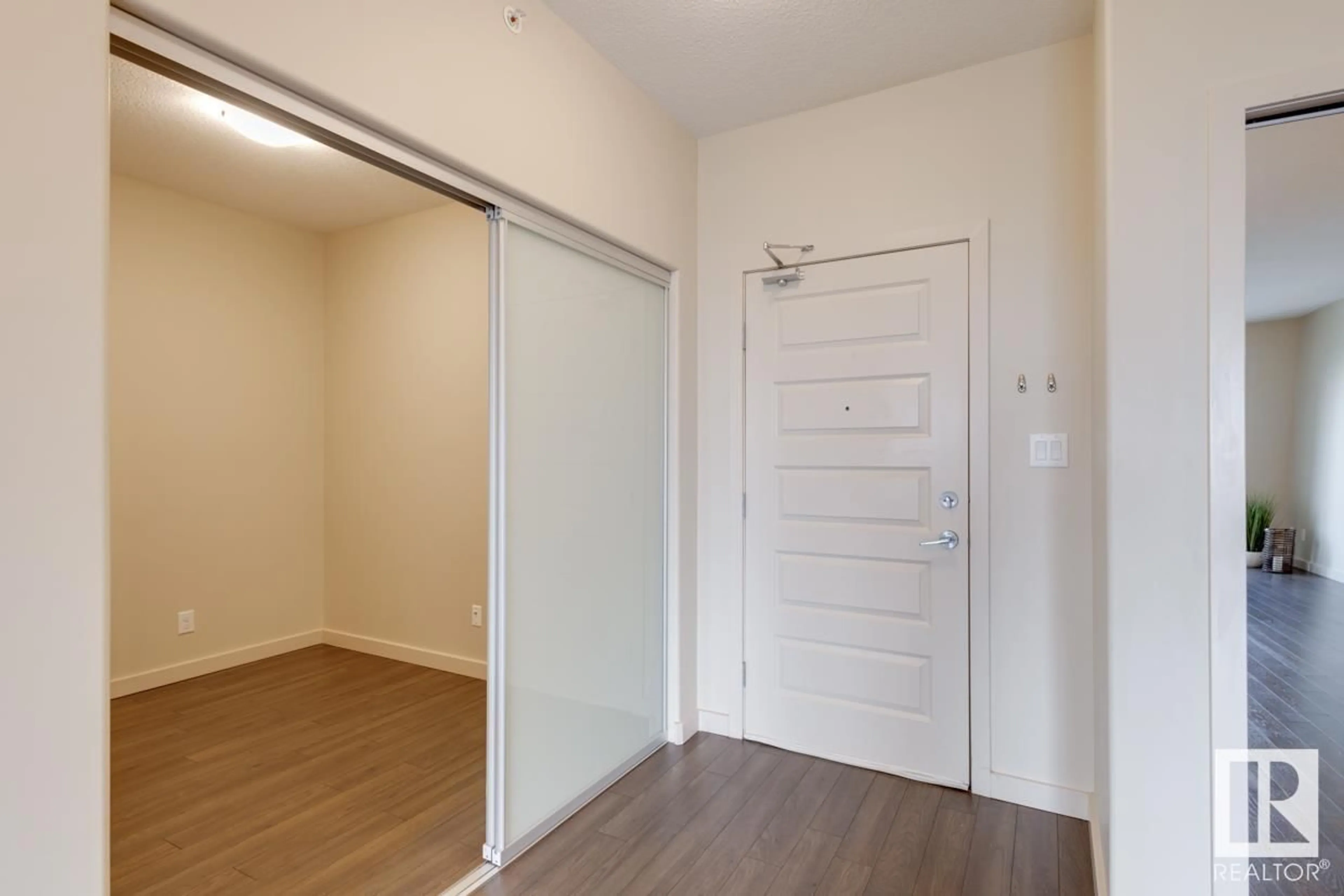Unknown for 412 - 304 AMBLESIDE LI SW, Edmonton Alberta T6W0V2