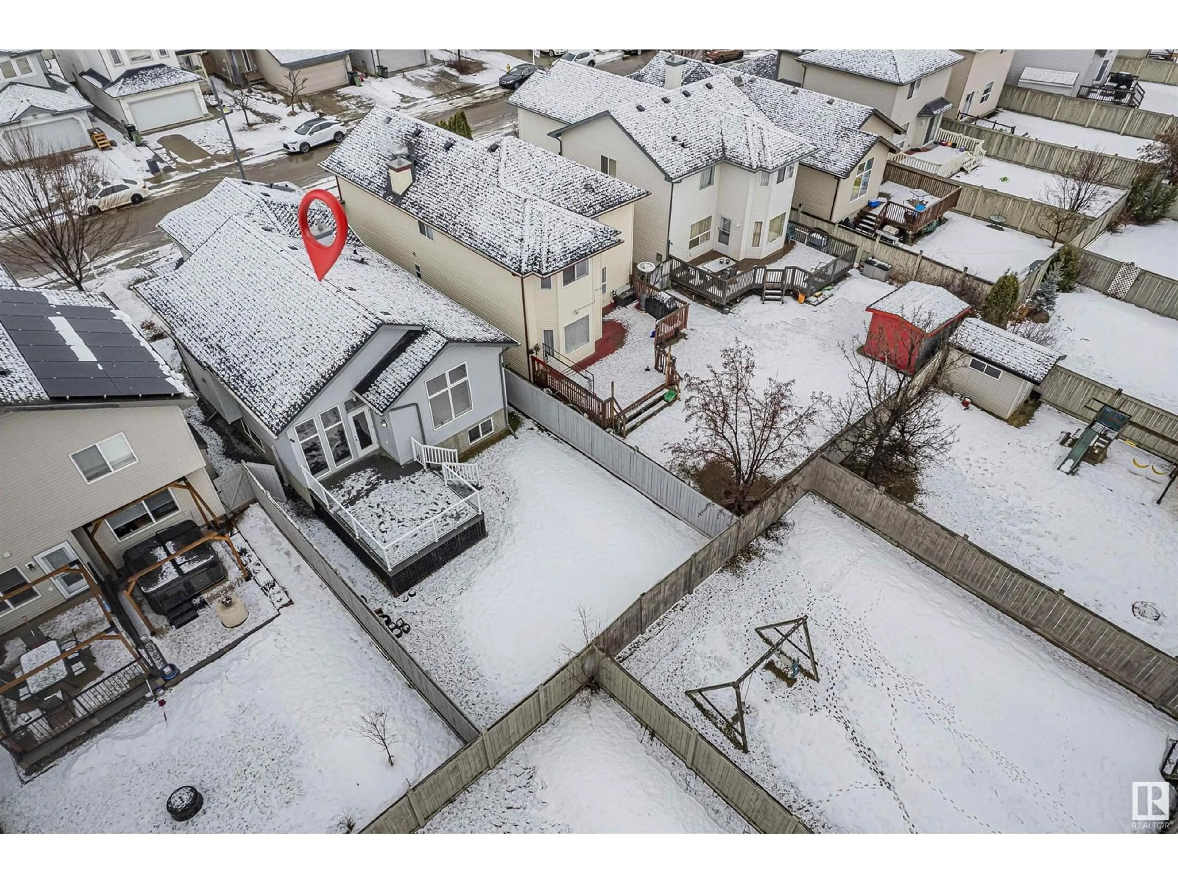 A pic from outside/outdoor area/front of a property/back of a property/a pic from drone, street for SW SW - 420 85 STREET, Edmonton Alberta T6X1H9
