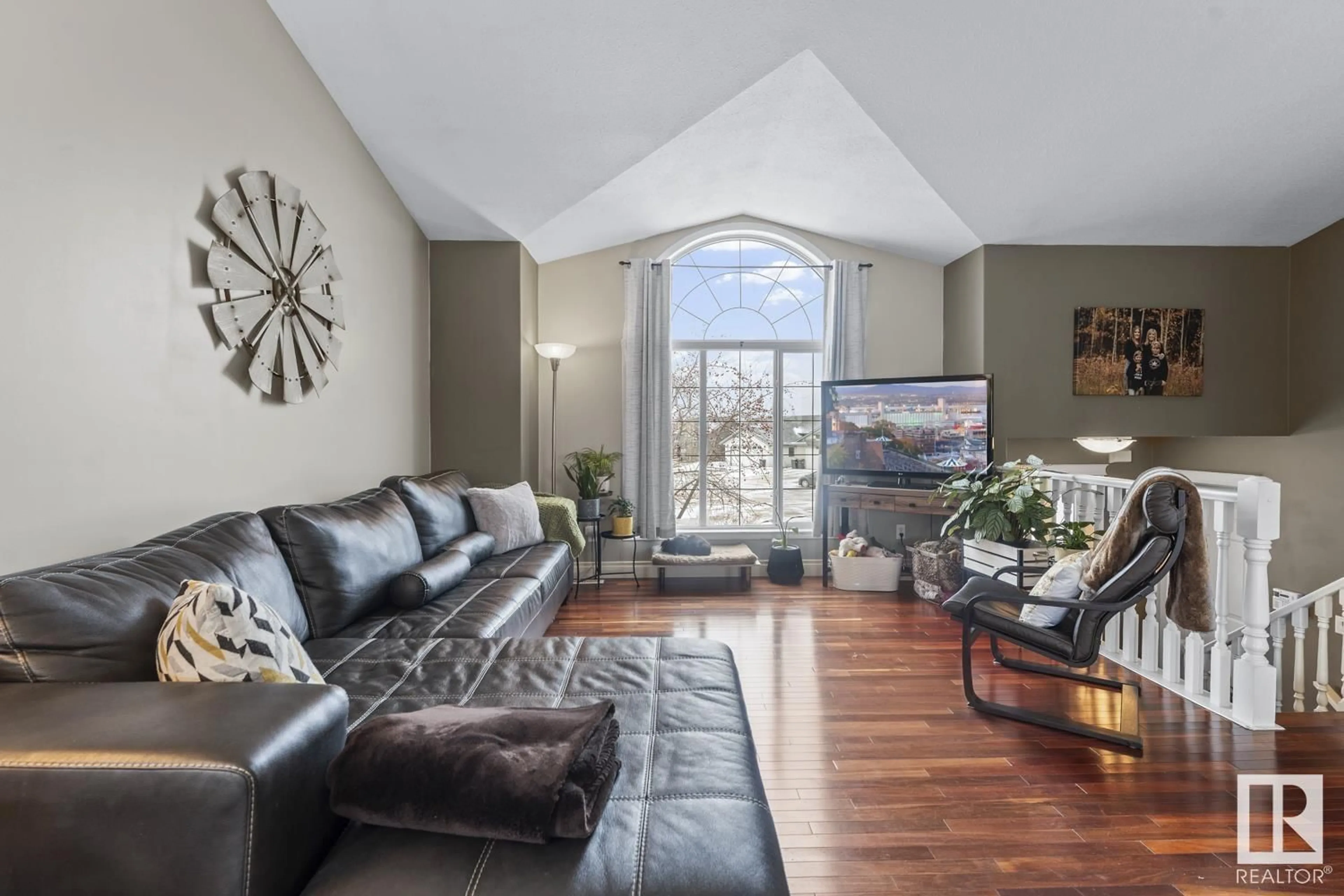 Open concept kitchen, ceramic/tile floor for 2009 6 AV, Cold Lake Alberta T9M1M8