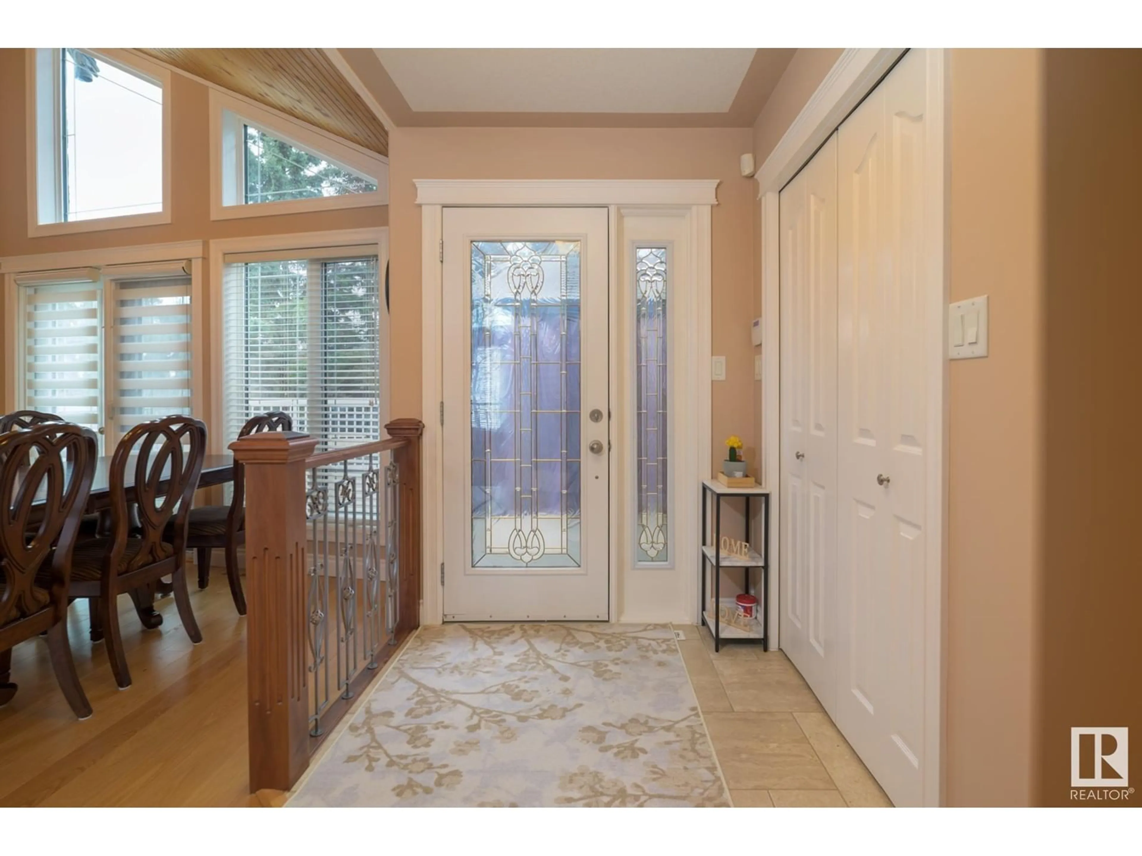 Indoor entryway for 15474 - 134 OLD TRAIL RD, Rural Lac La Biche County Alberta T0A2T0