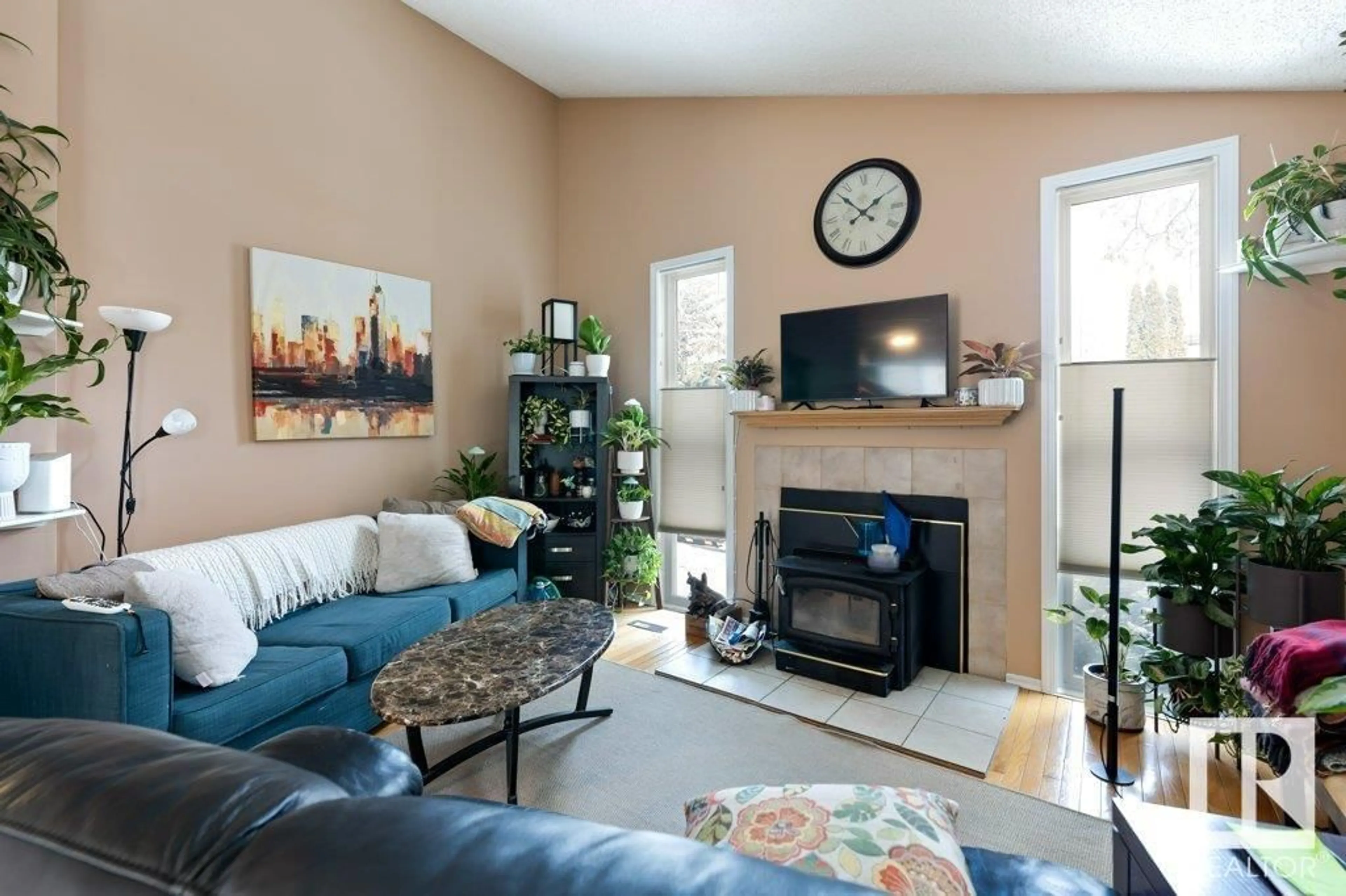 Living room with furniture, unknown for 26 FOXBOROUGH GD, St. Albert Alberta T8N5E3