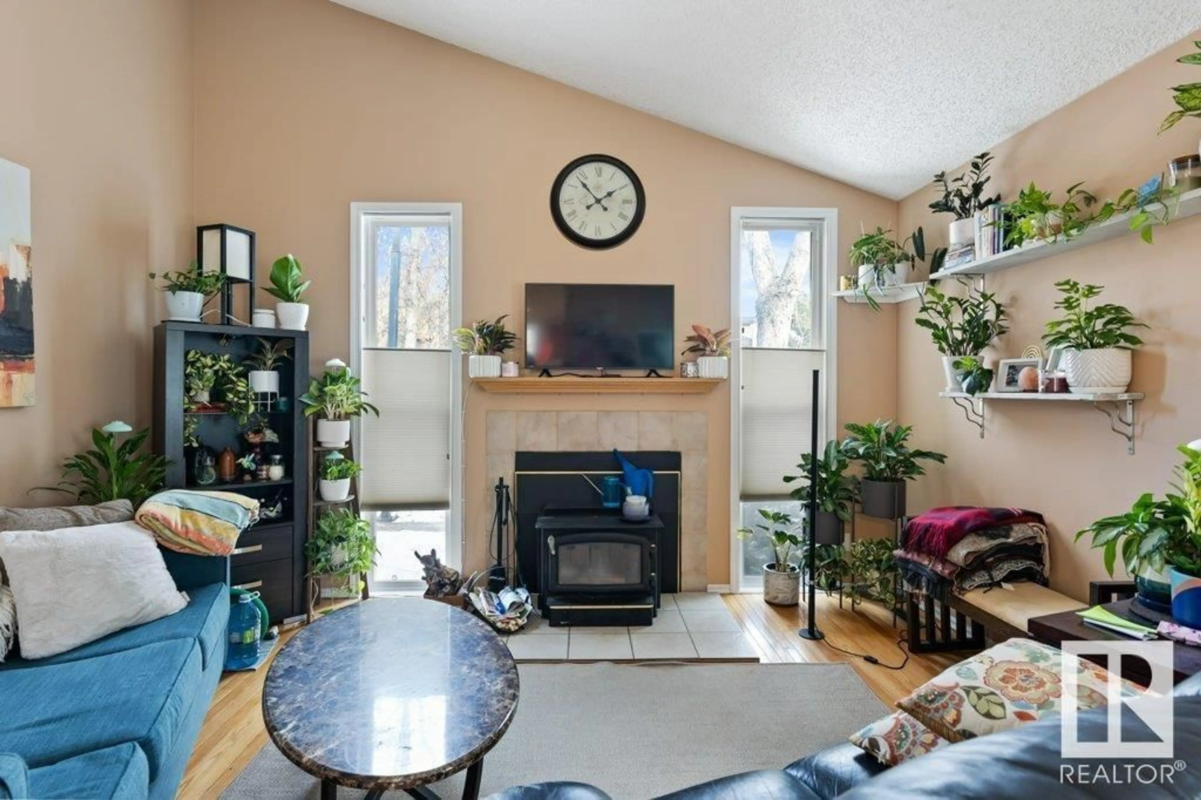 Living room with furniture, unknown for 26 FOXBOROUGH GD, St. Albert Alberta T8N5E3