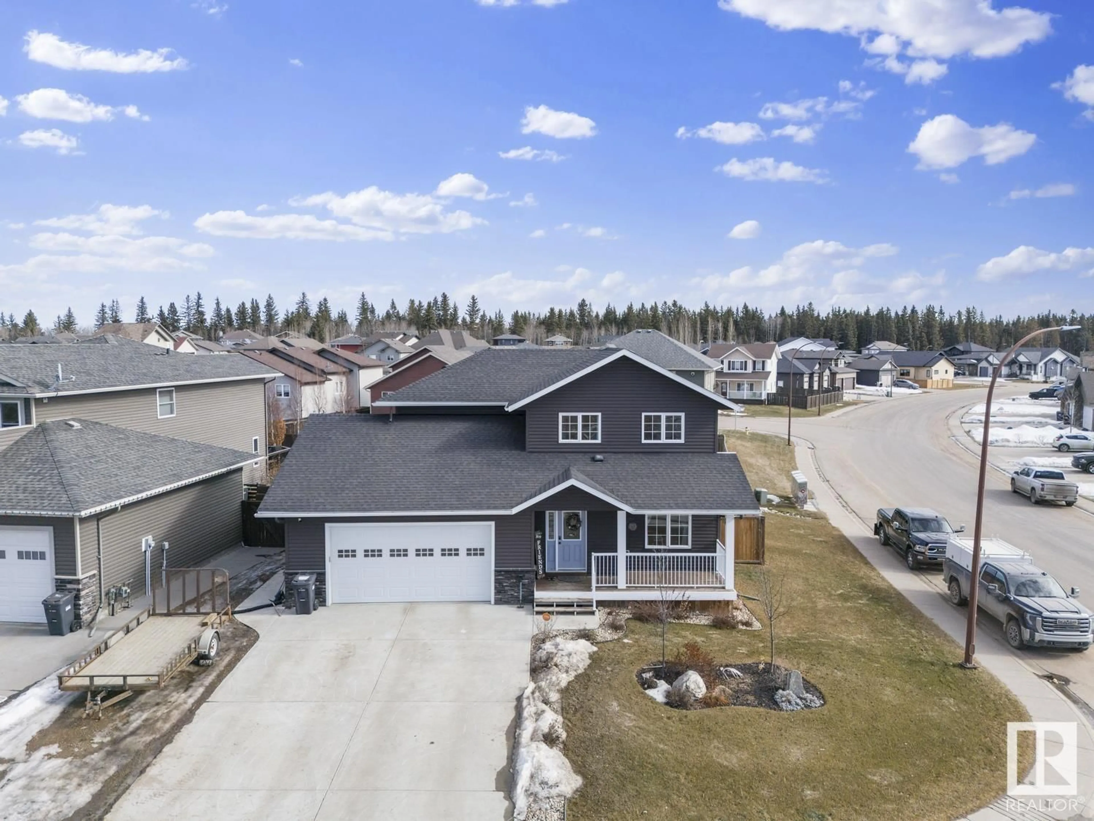 A pic from outside/outdoor area/front of a property/back of a property/a pic from drone, street for 501 Lakewood CL, Cold Lake Alberta T9M0E9