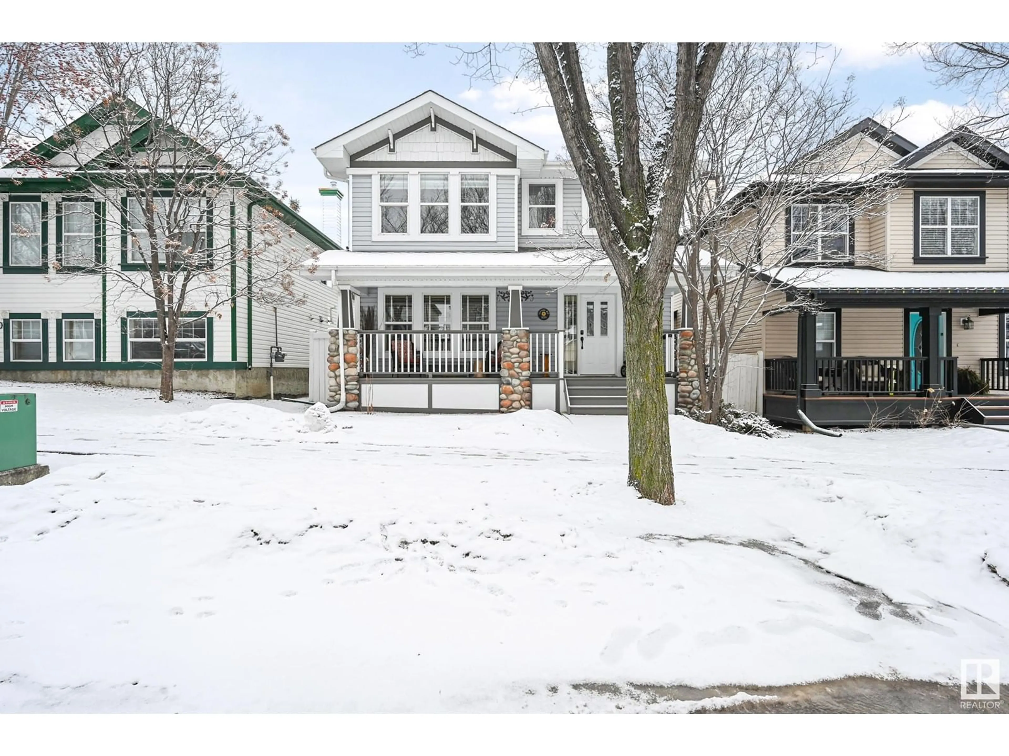 A pic from outside/outdoor area/front of a property/back of a property/a pic from drone, street for 1829 TUFFORD WY NW, Edmonton Alberta T6R2W3