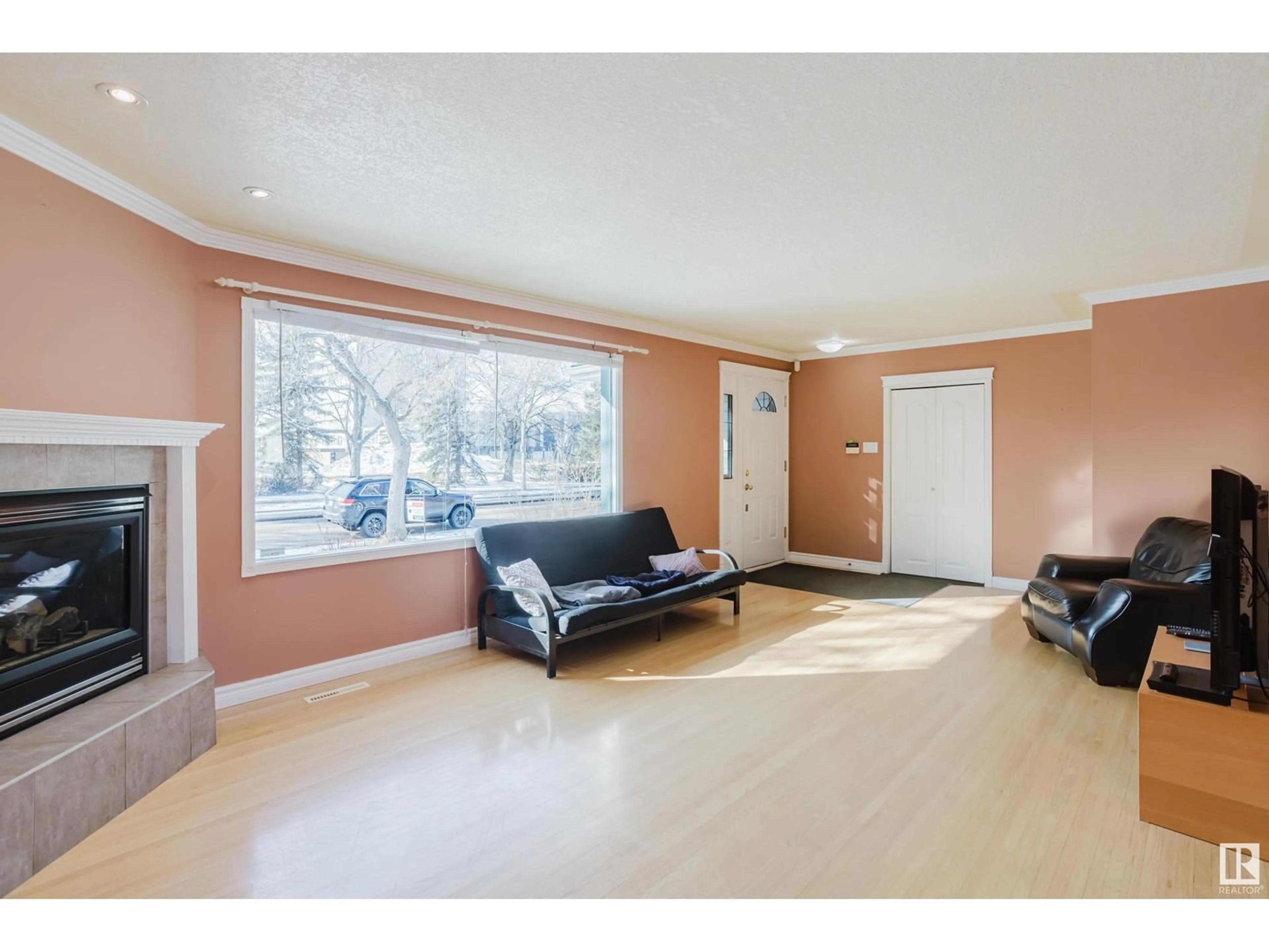 Unknown for 11423 127 ST, Edmonton Alberta T5M0V2