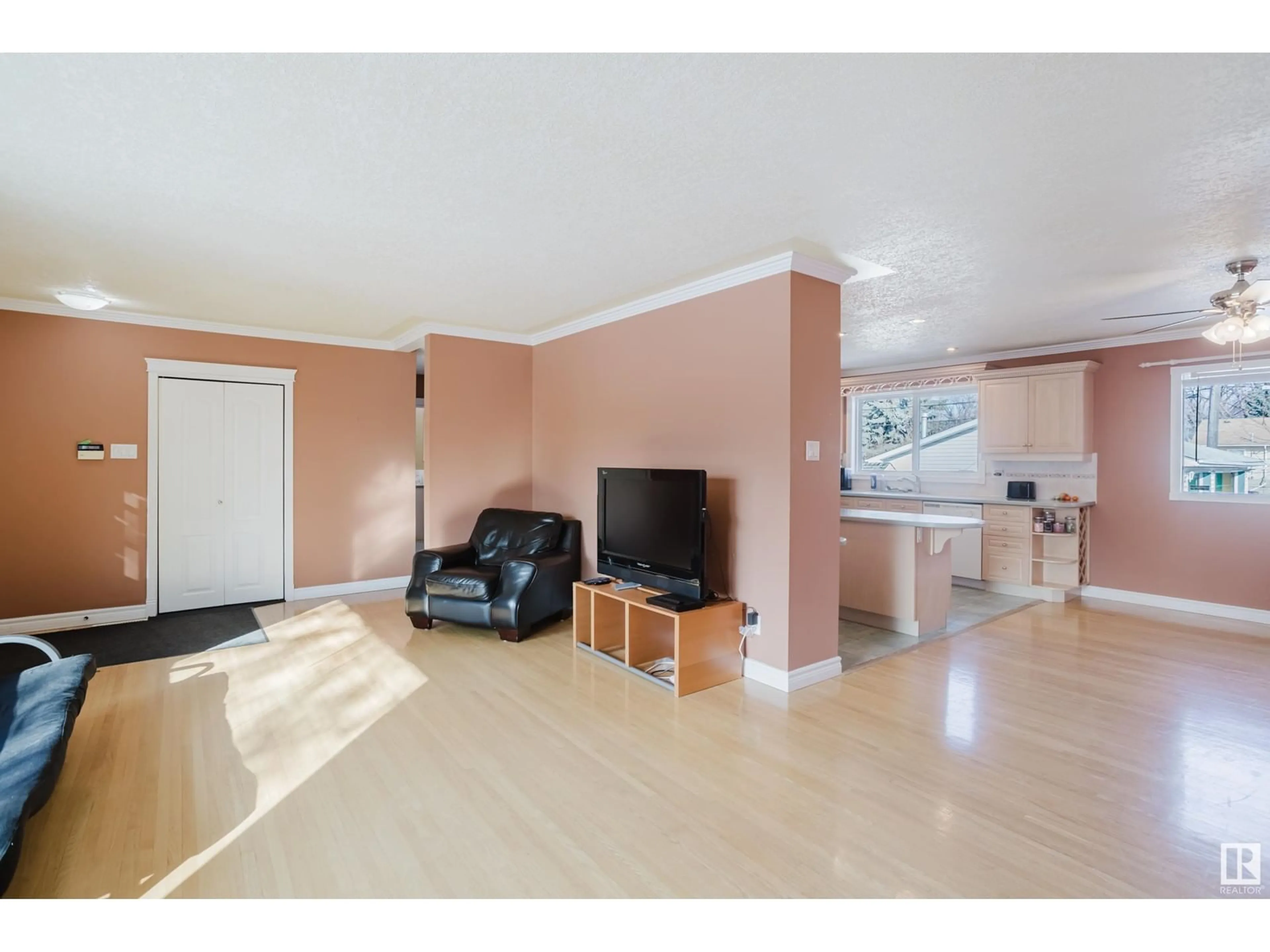 Unknown for 11423 127 ST, Edmonton Alberta T5M0V2