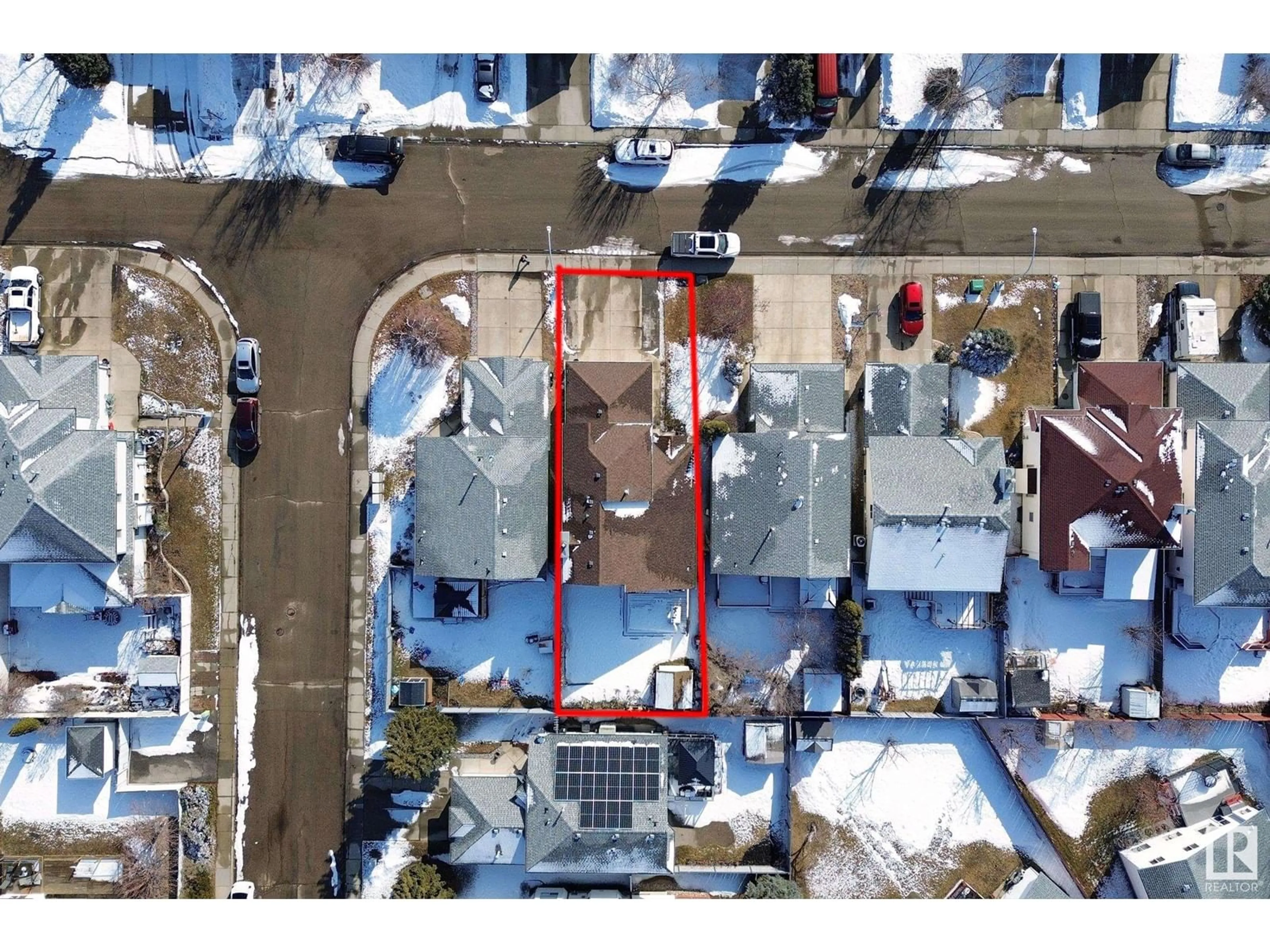 A pic from outside/outdoor area/front of a property/back of a property/a pic from drone, street for 1217 KANE WD NW NW, Edmonton Alberta T6L6T7