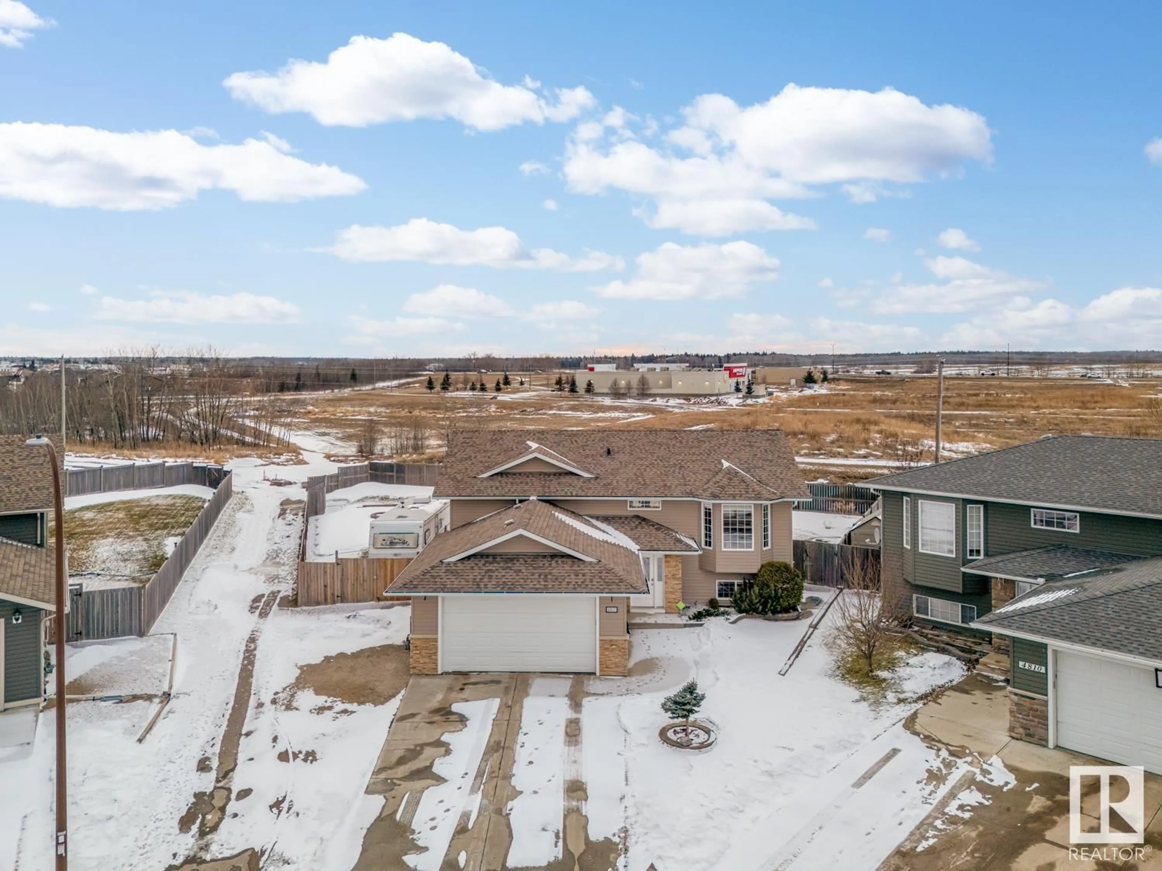 A pic from outside/outdoor area/front of a property/back of a property/a pic from drone, unknown for 4807 64 AV, Cold Lake Alberta T9M0A1