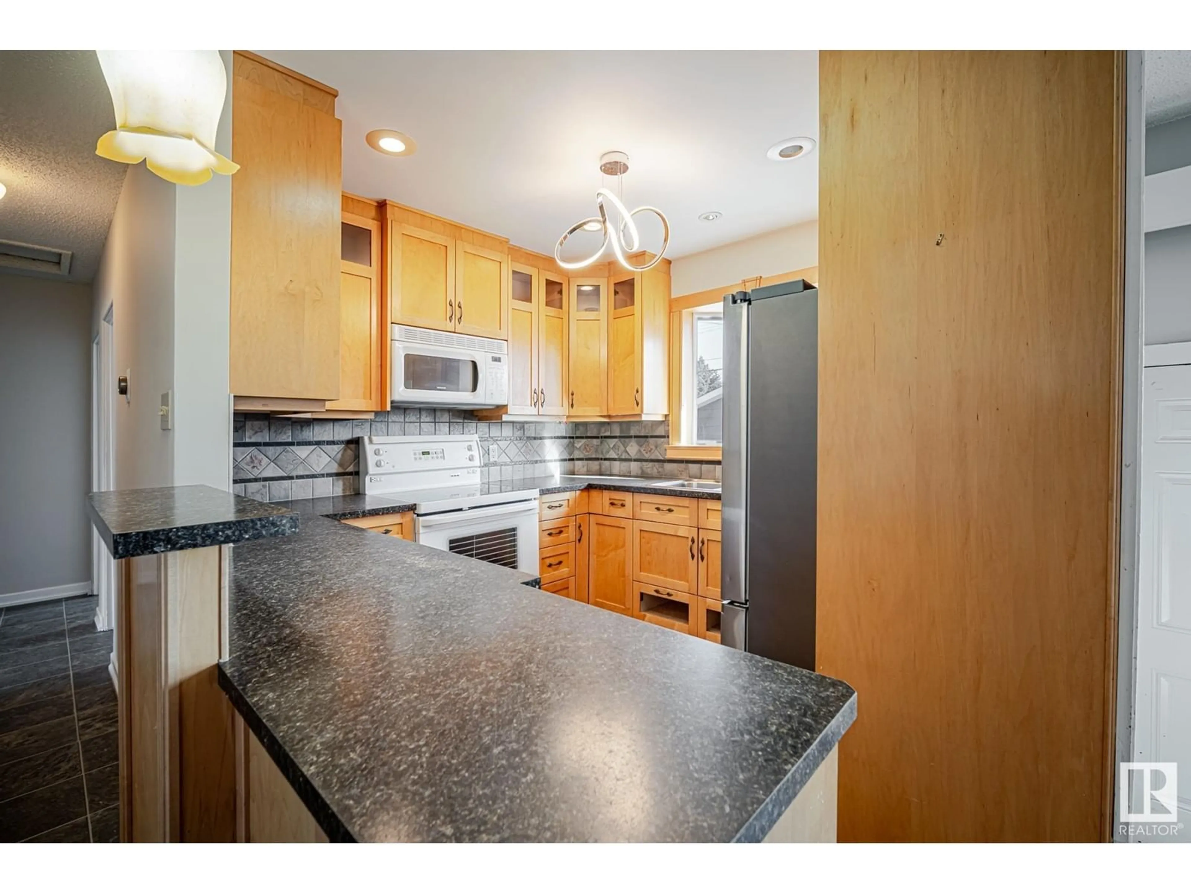 Standard kitchen, unknown for 13043 SHERBROOKE AV NW, Edmonton Alberta T5L4E6