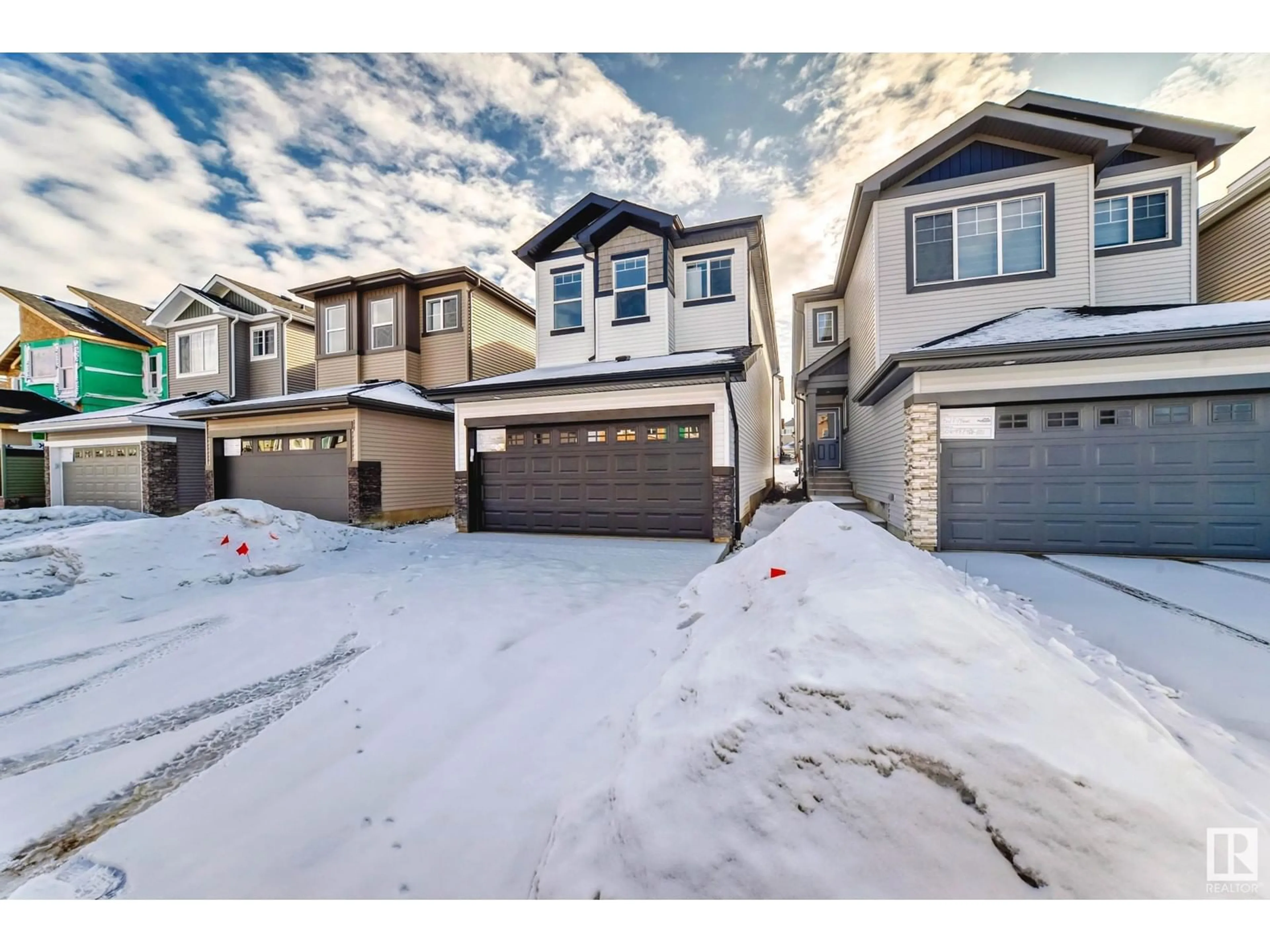 A pic from outside/outdoor area/front of a property/back of a property/a pic from drone, street for 1323 14 AV NW, Edmonton Alberta T6T2W1