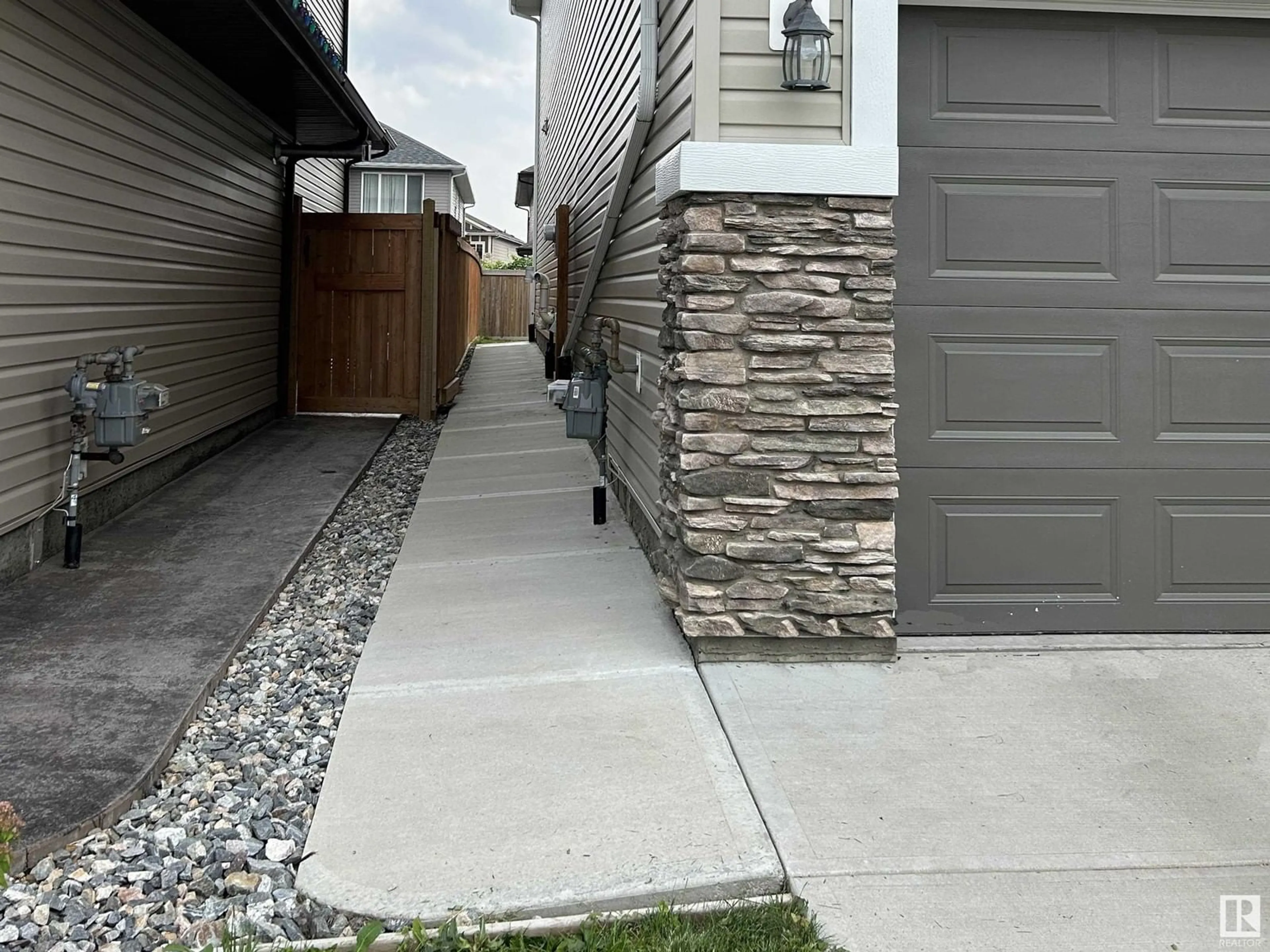 Patio, street for 4205 171A AV, Edmonton Alberta T5Y0Z4