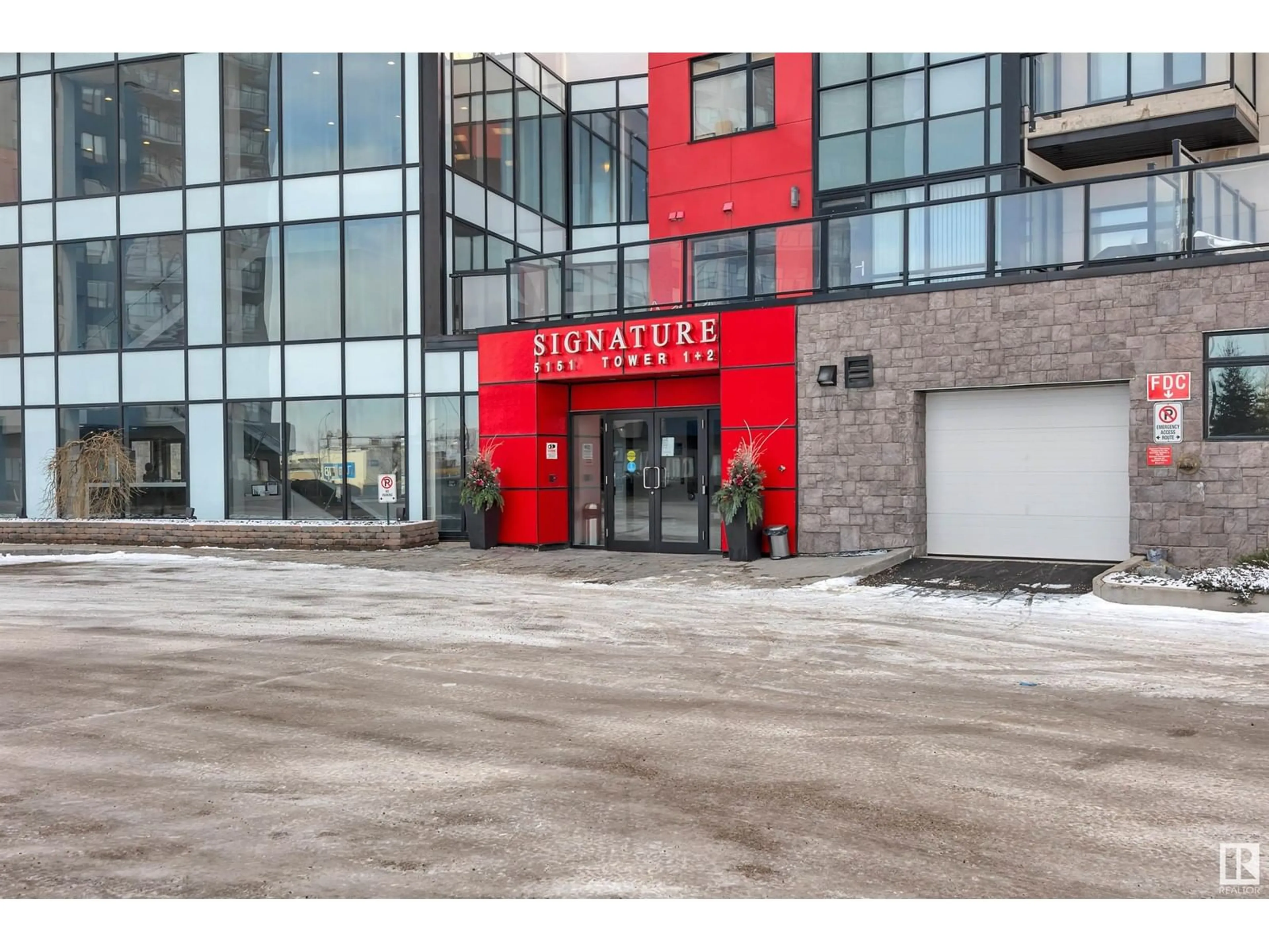 Indoor foyer for #214 5151 WINDERMERE BV SW, Edmonton Alberta T6W2K4