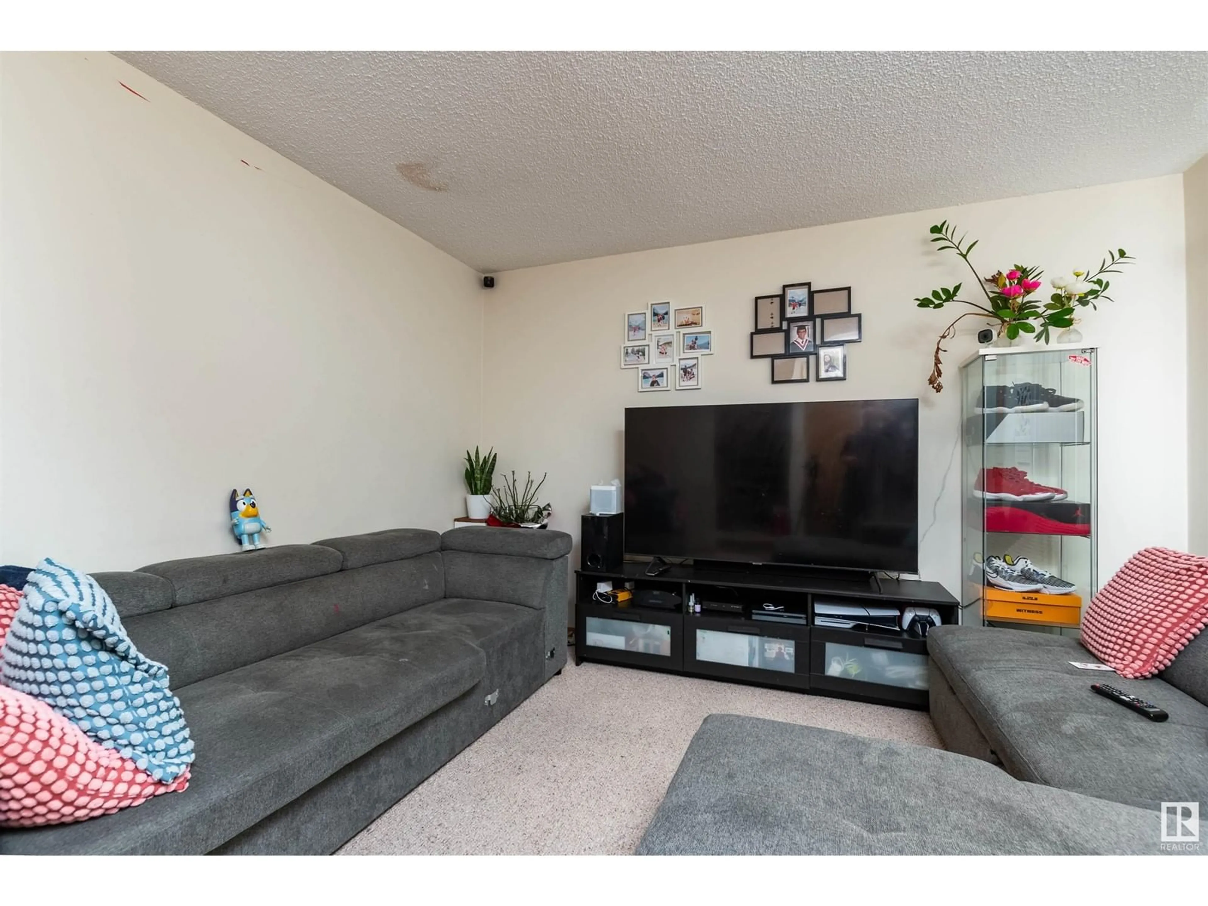 Living room with furniture, unknown for #706 610 KING ST, Spruce Grove Alberta T7X4J9