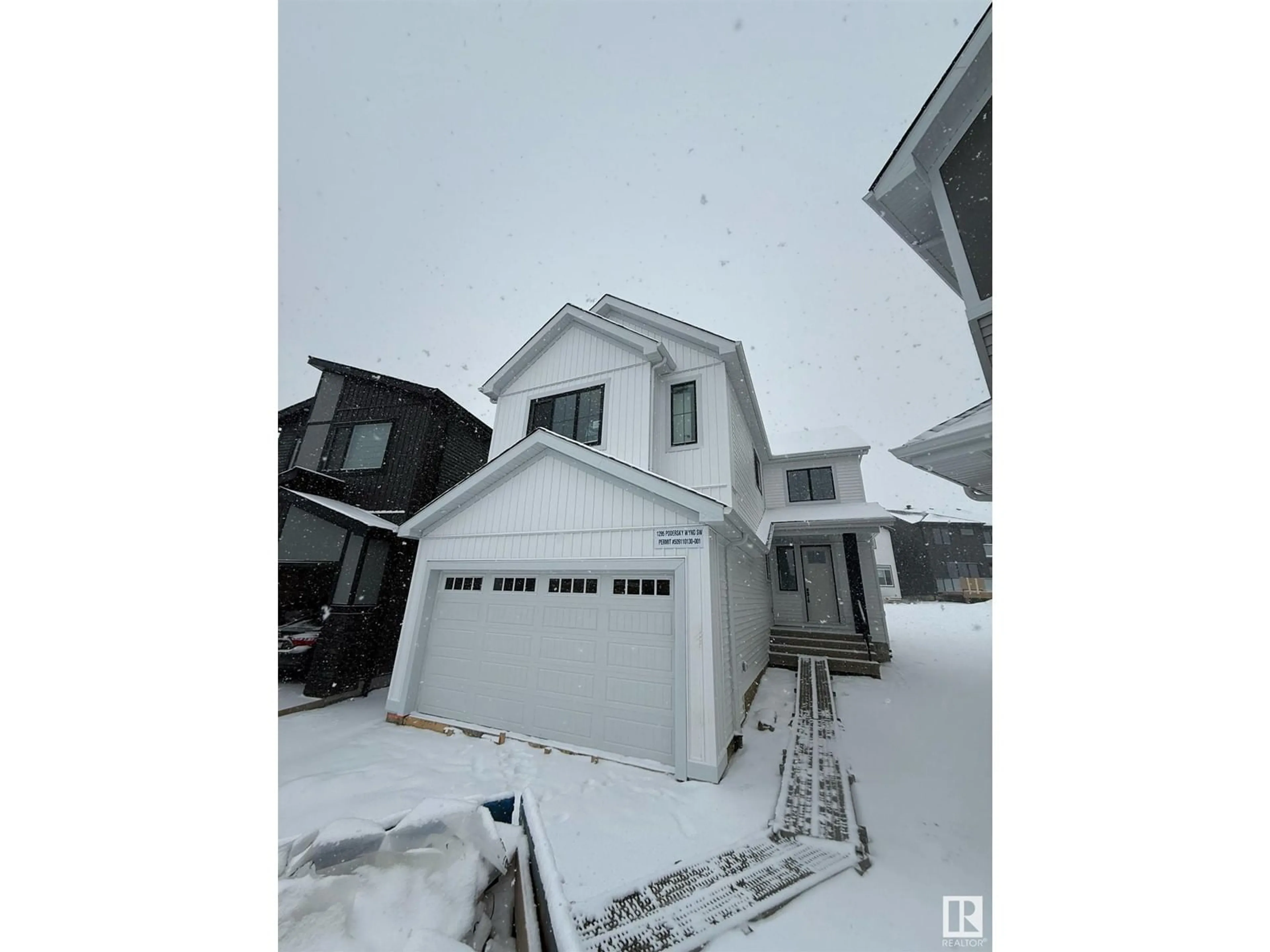 Blurry image for 1295 PODERSKY WD SW, Edmonton Alberta T6W5E4