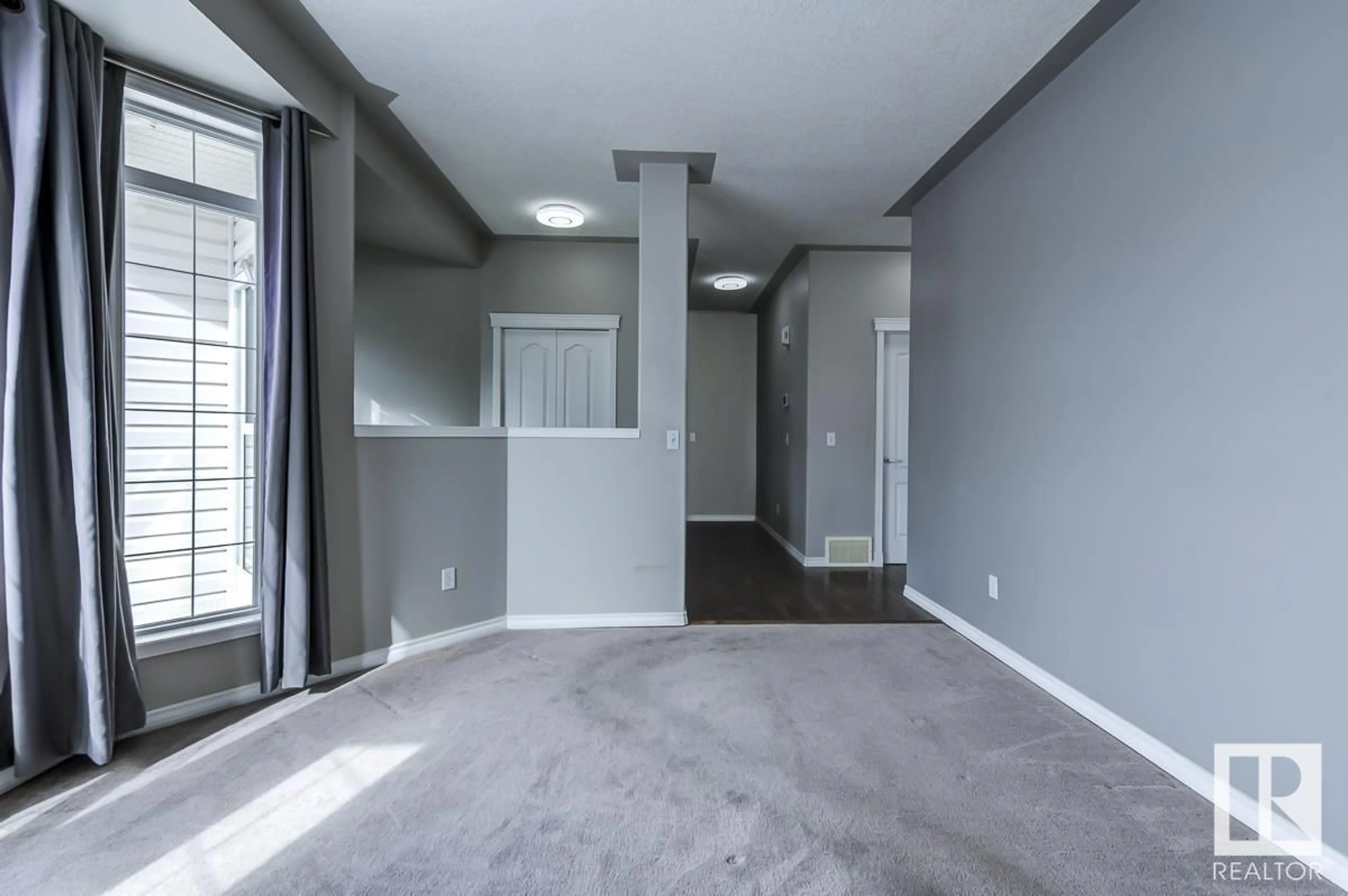 A pic of a room for #10 1659 JAMHA RD NW, Edmonton Alberta T6L7G6