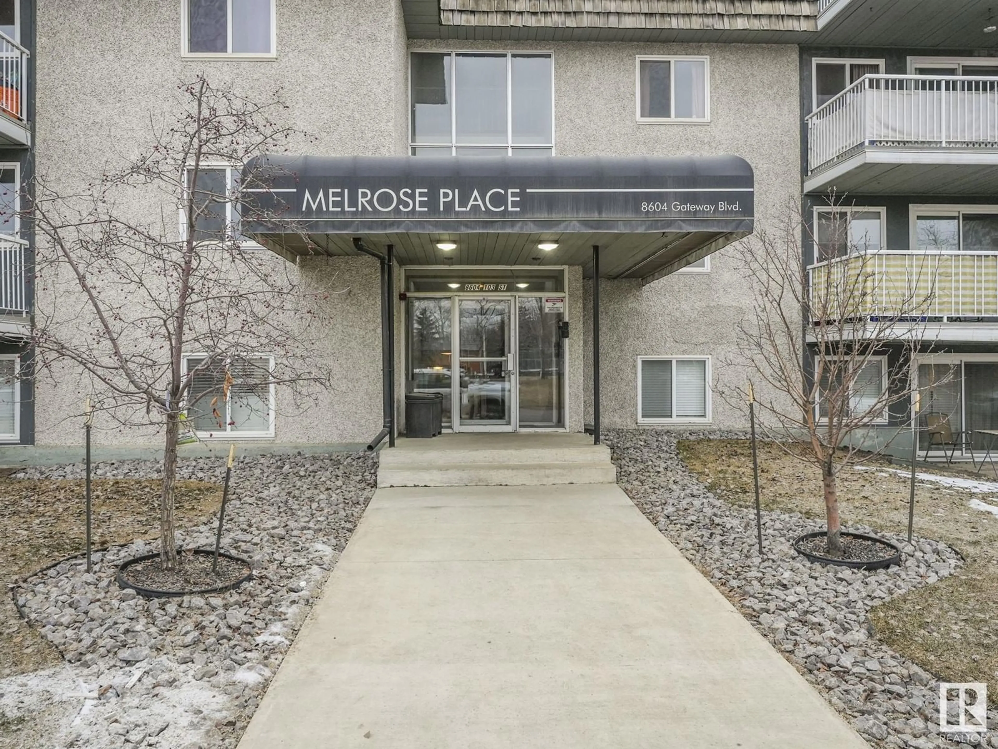 Indoor foyer for 8604 NW - 124 GATEWAY BV, Edmonton Alberta T6E4B6