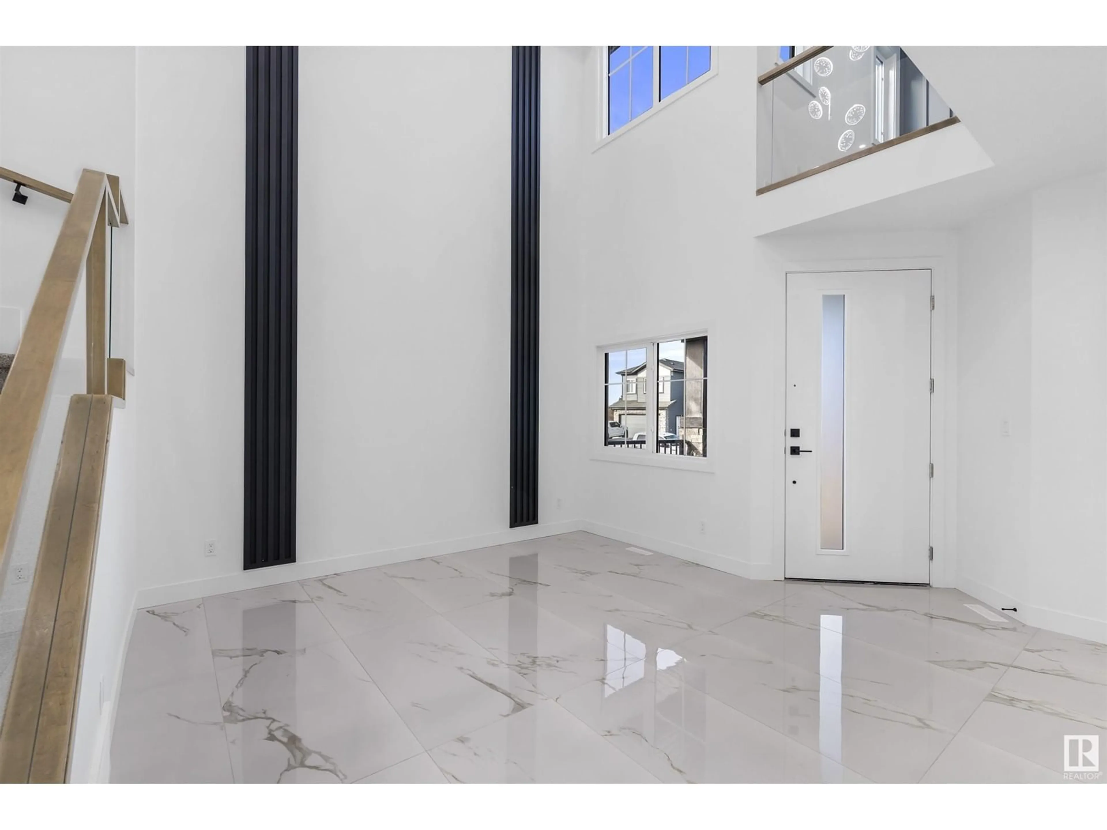 Indoor foyer for NE - 6309 17 ST, Rural Leduc County Alberta T4X3C8