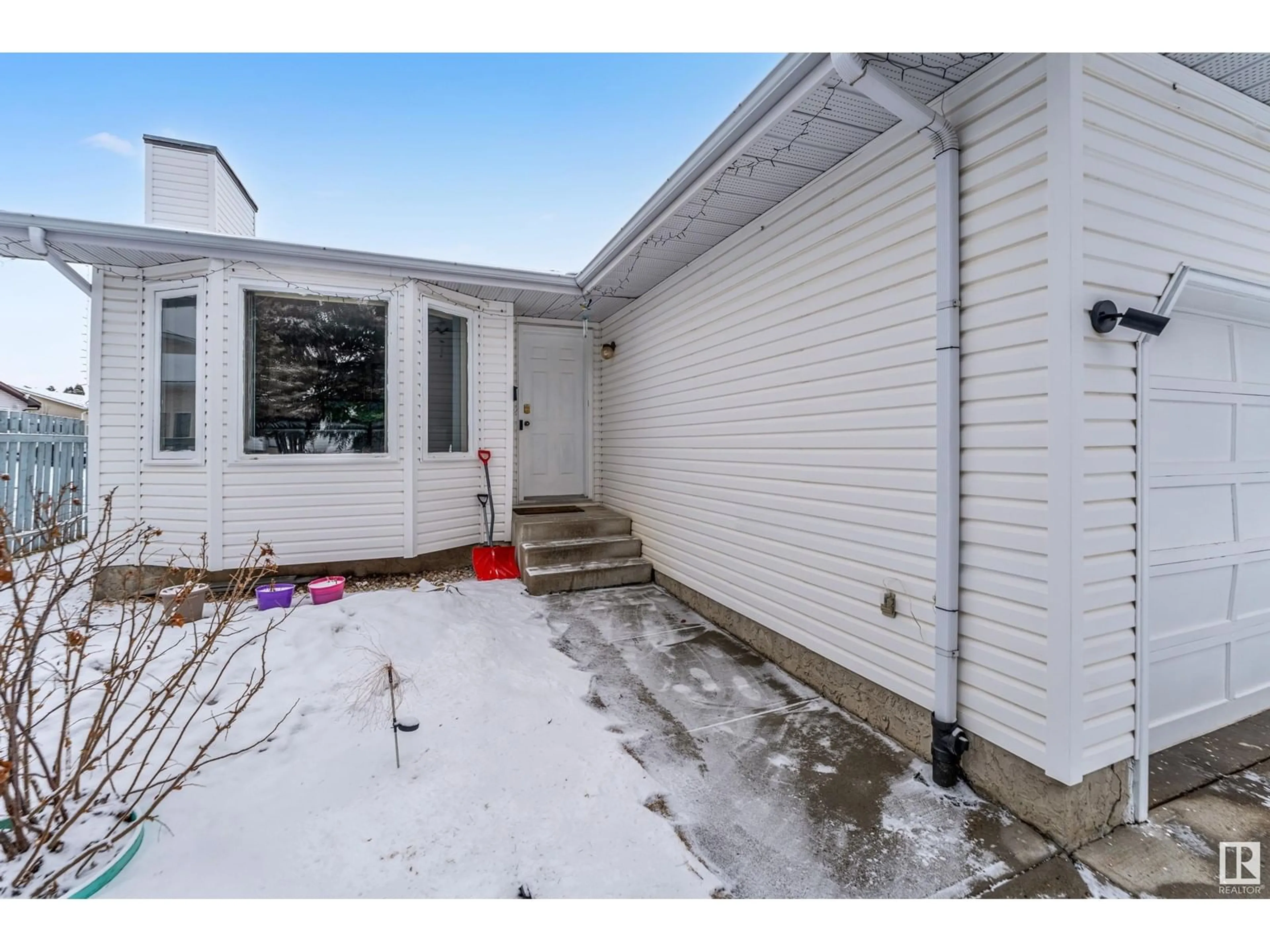 Unknown for 5417 14A AV NW, Edmonton Alberta T6L3B6