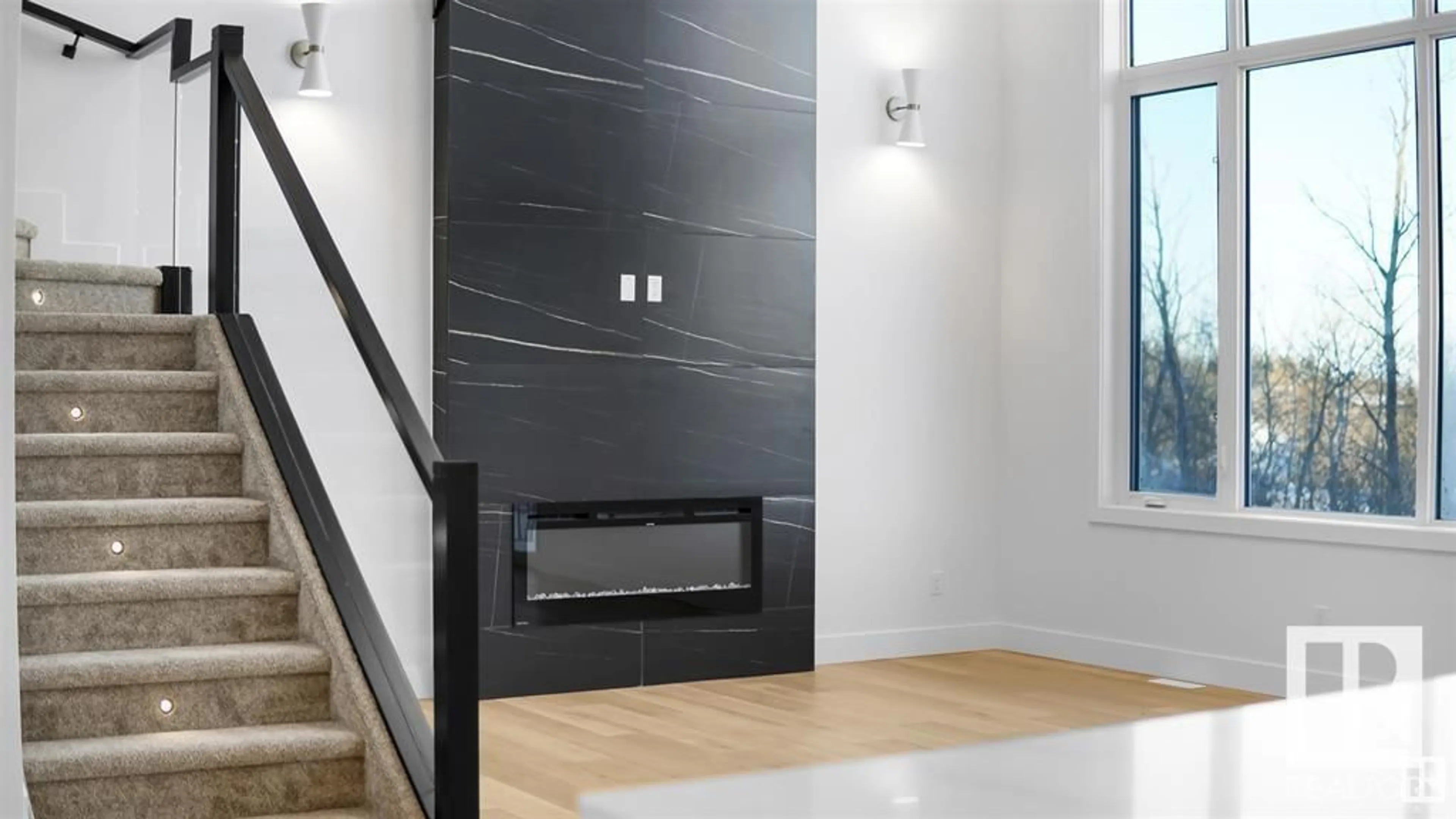 Indoor entryway for SW - 1339 155 ST, Edmonton Alberta T6W5J5