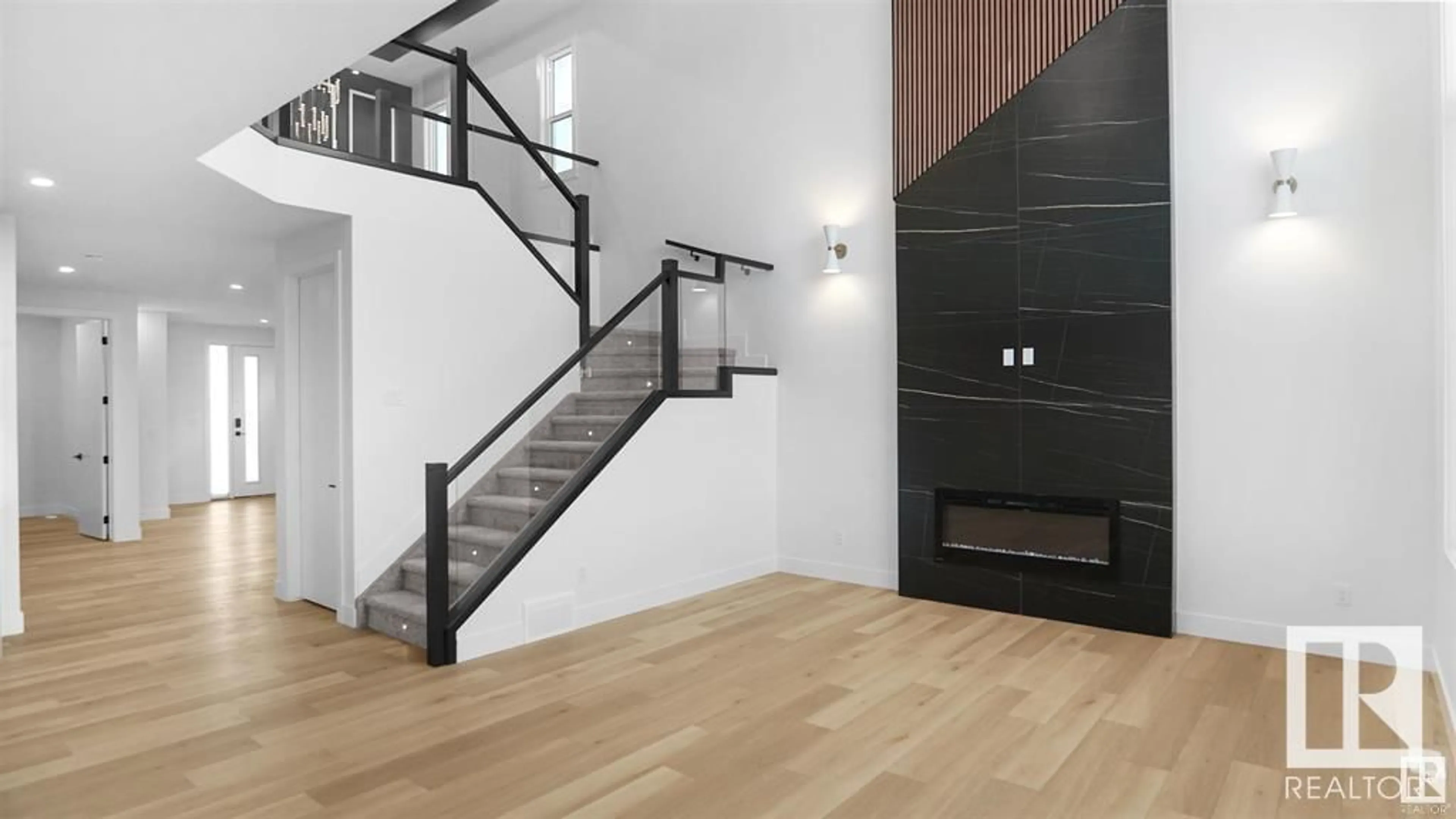 Stairs for SW - 1339 155 ST, Edmonton Alberta T6W5J5