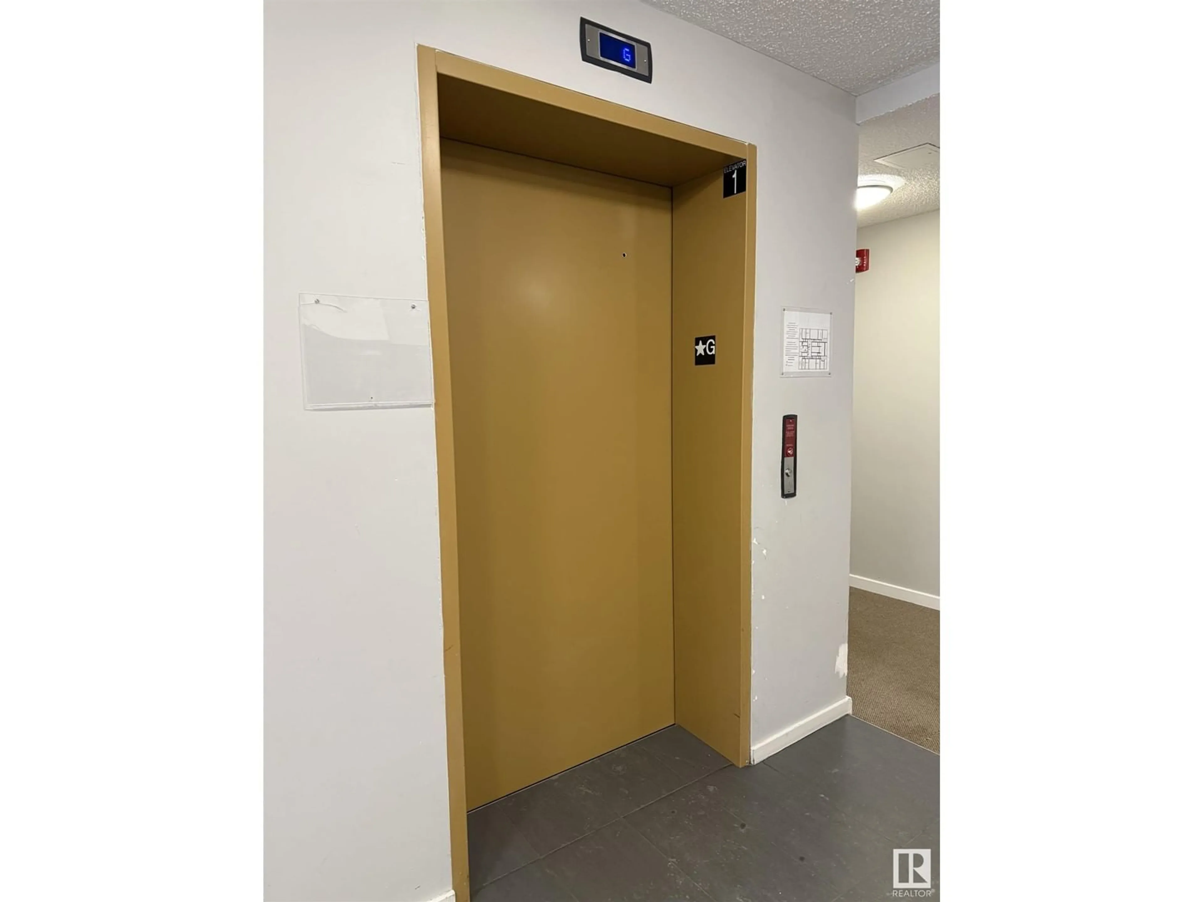 Indoor foyer for 217 - 610 CALAHOO RD, Spruce Grove Alberta T7X2A7